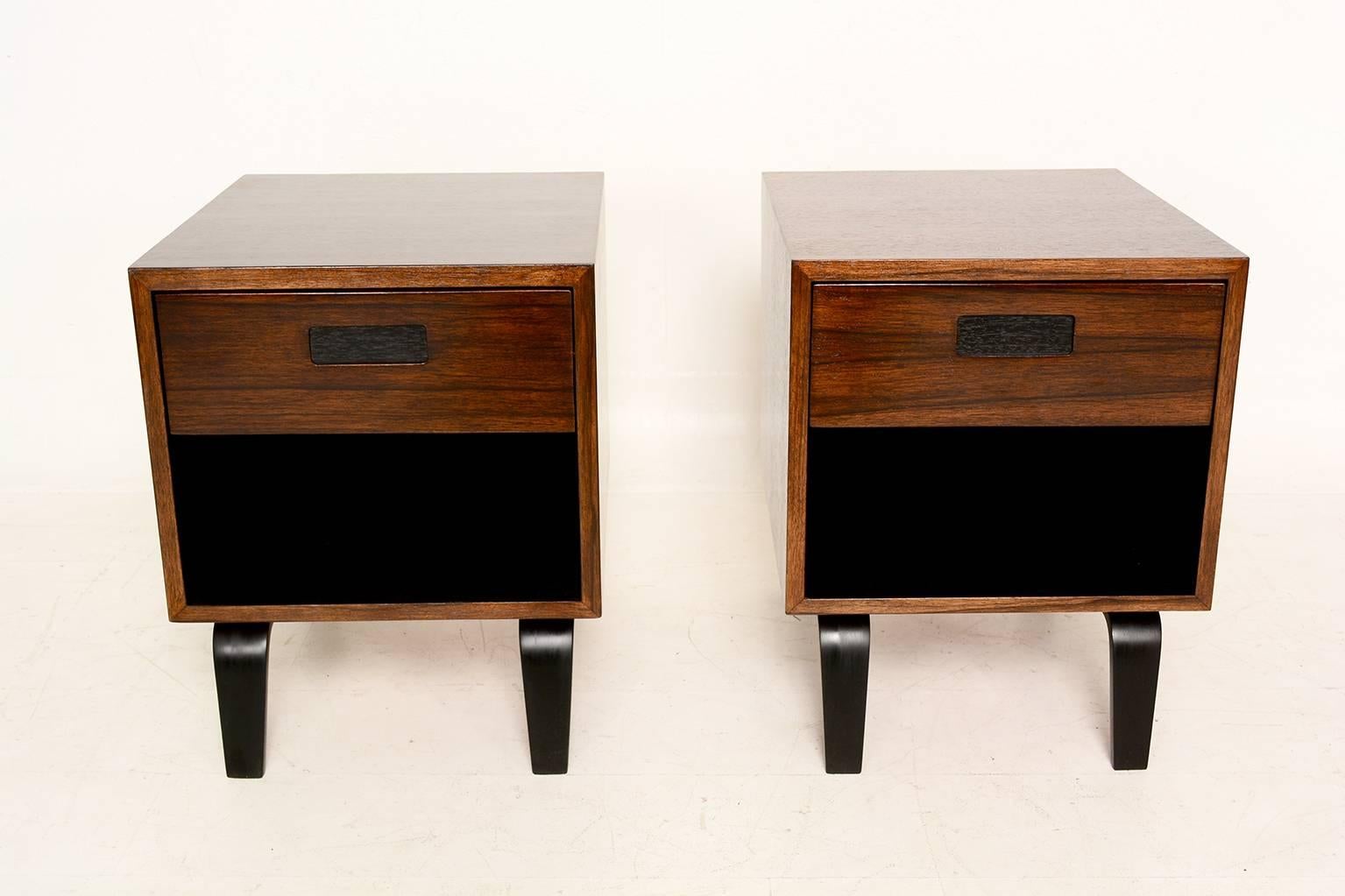 Mid-Century Modern Nightstands by Clifford Pascoe In Excellent Condition In Chula Vista, CA