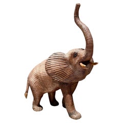 Vintage Chinese Wicker Elephant Box, Hand-Woven Rattan, Mid-Century