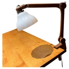 1940 Lámpara de pinza articulada para mesa de escritorio Madera de roble