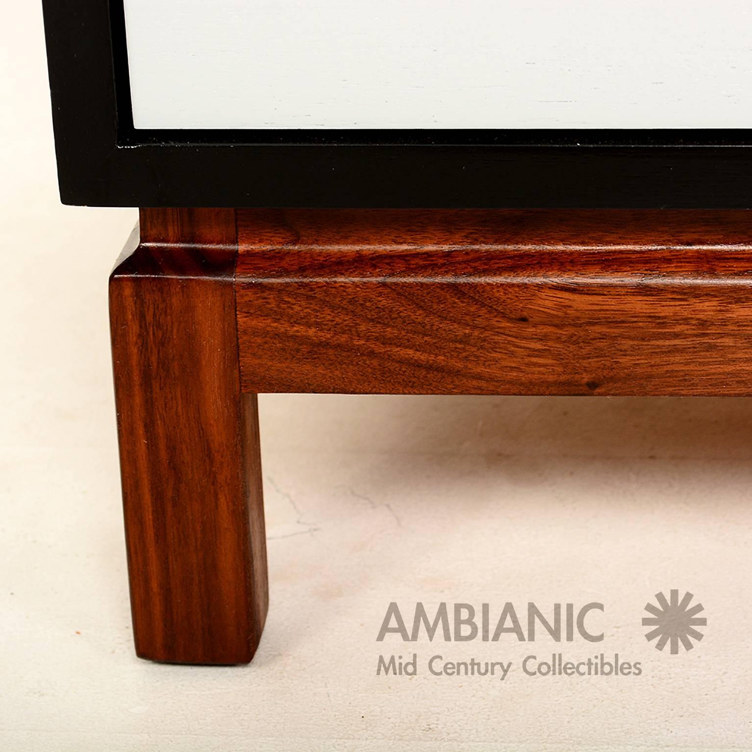American Mid Century Modern Cal Mode Dresser Walnut Wood with Brass Pulls