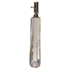 Lámpara de mesa «Obelisco» de cristal transparente, moderna y contemporánea