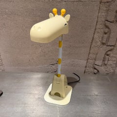 Giraffe-Shaped Desk Lamp Soundteoh DL-805 8W LED Eye Care