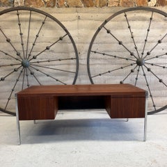 Mid-Century Modern Executive Desk Richard Schultz for Knoll International
