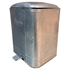 Cubo de basura vintage «Magikan» de aluminio con pedal, del estilo «Mid-Century Modern»