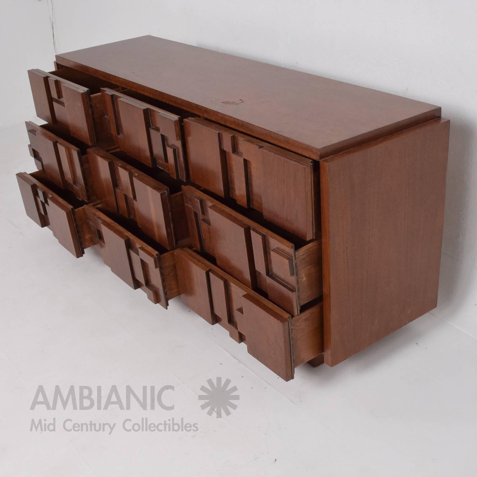 Mid-Century Modern Lane Brutalist Dresser in Excellent Restored Condition 1