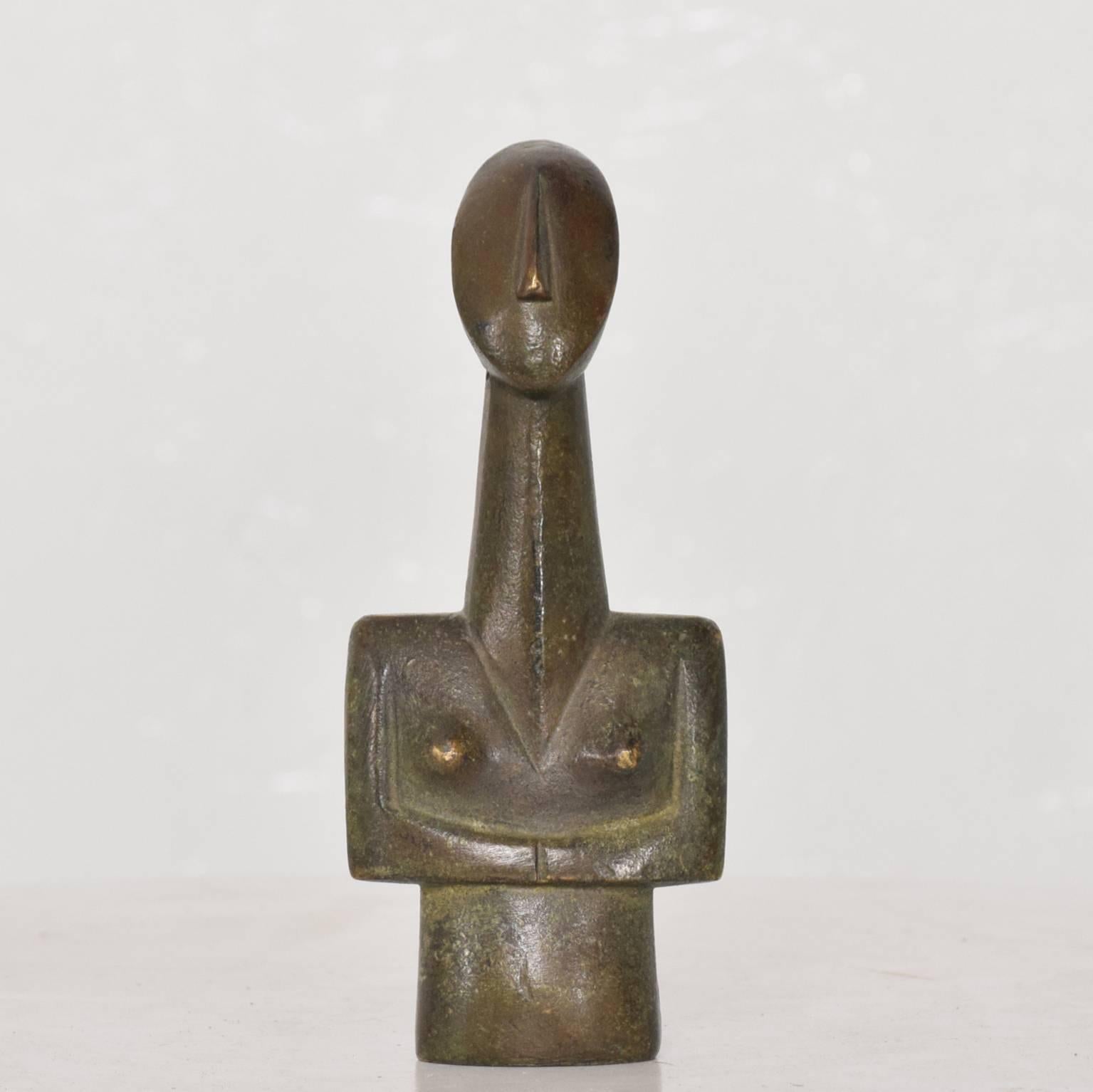 For your consideration a modern bronze sculpture "Fertility Goddess Statue" Giacometti style.

Unsigned.
Beautiful original patina. No markings from the artist present. 
Dimensions: 4 3/4" tall x 2" W x 1 1/2" D.
