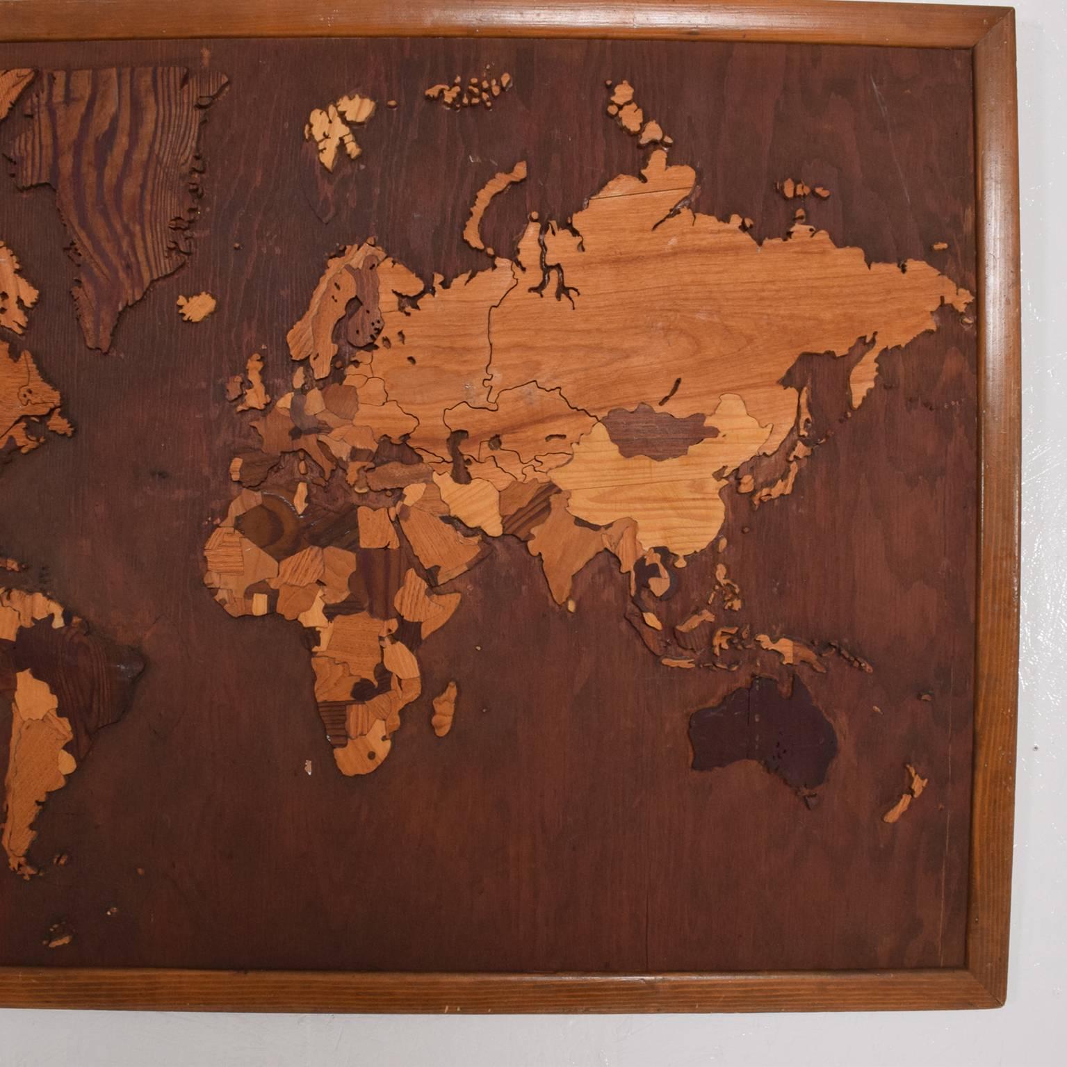 Vintage Antique Wood World Map Custom Carpentry Work In Good Condition In Chula Vista, CA