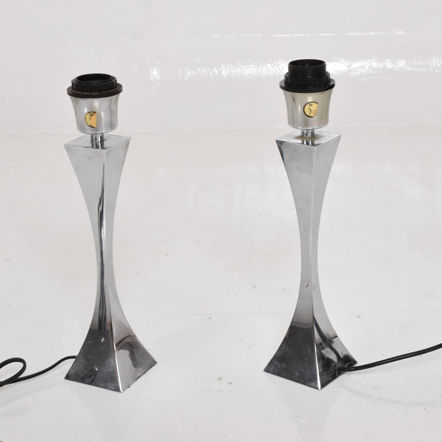 Pair of Italian Chrome Table Lamps by Tonello & Montagna Grillo, Midcentury Era 3