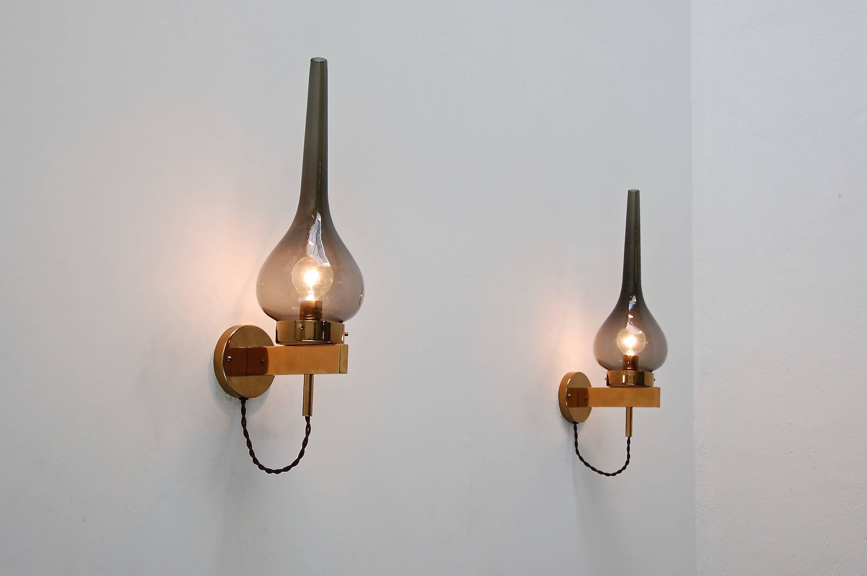 Single Swedish Sconce In Excellent Condition In Los Angeles, CA