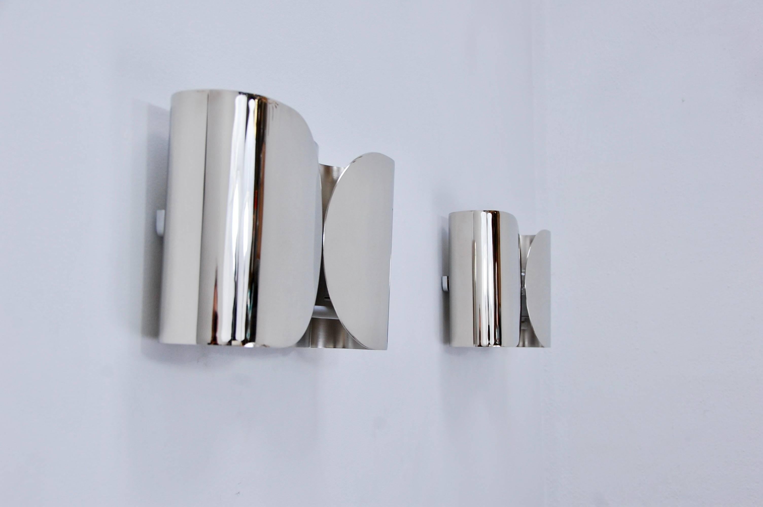 Foglio Sconces by Tobia Scarpa in Nickel Finish In Excellent Condition For Sale In Los Angeles, CA