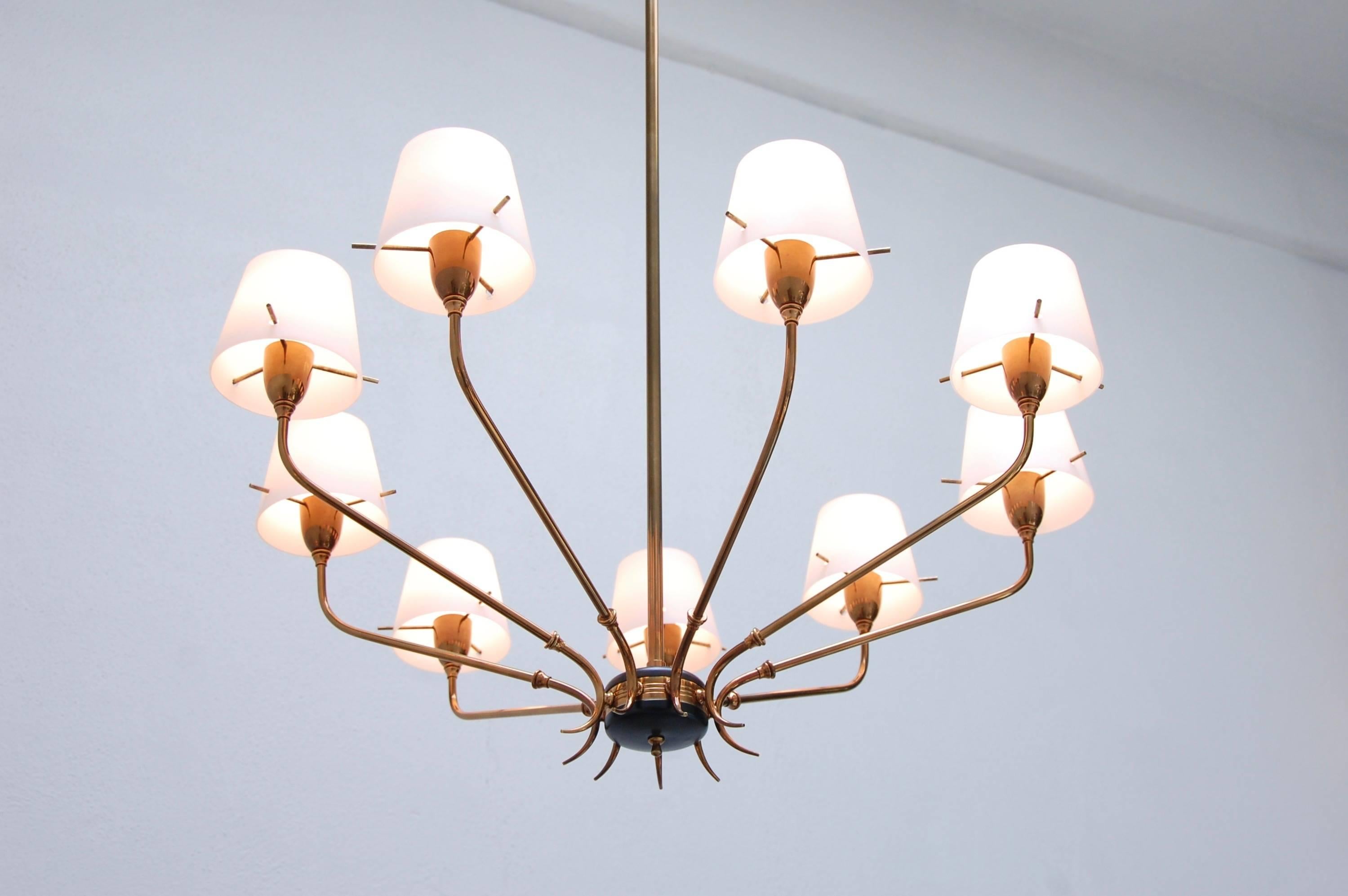 Mid-Century Modern Nine-Arm Italian Chandelier