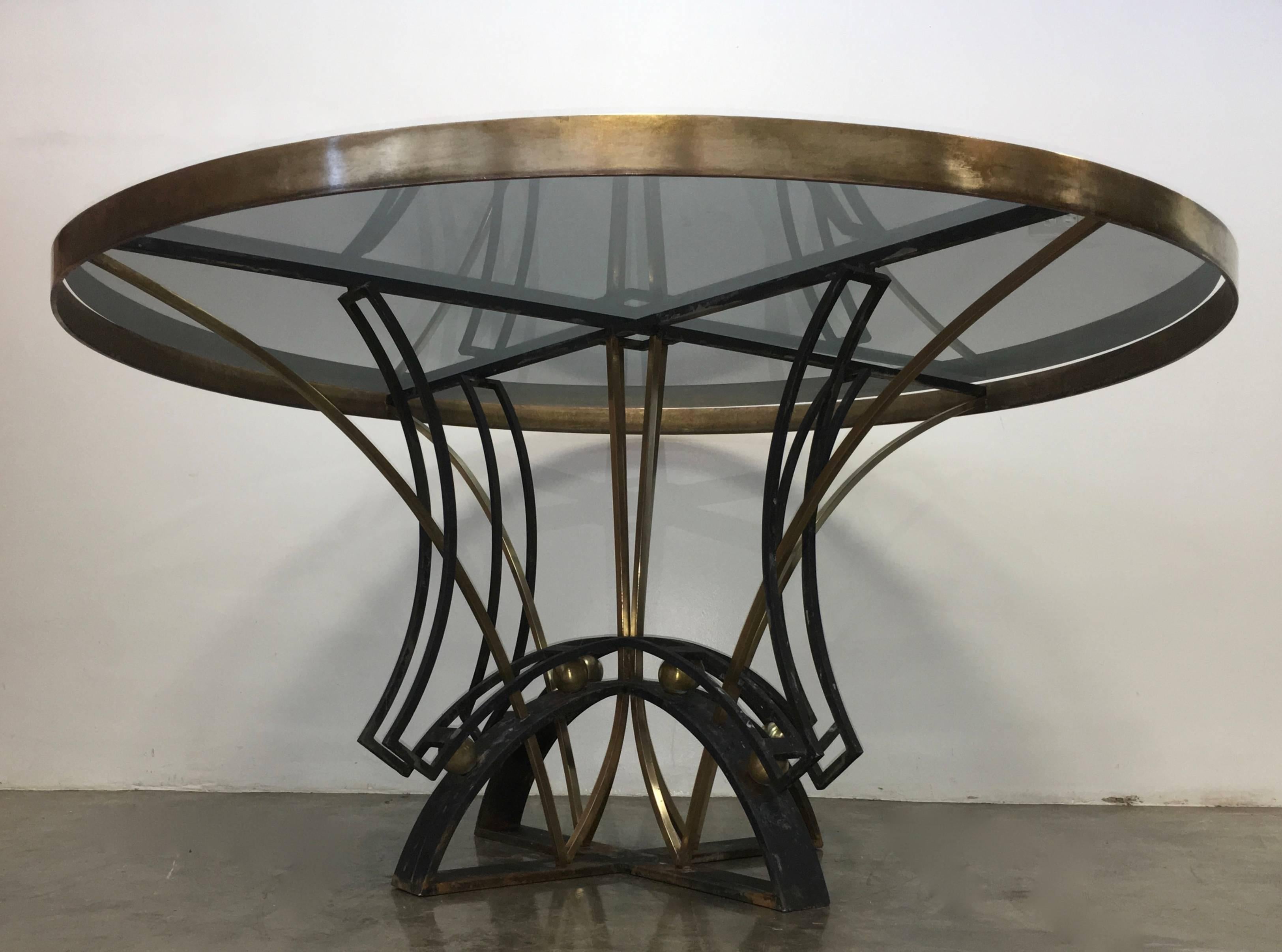 Mexican Superb Iron and Brass Round Dining Table by Arturo Pani, Mexico City circa 1950s For Sale