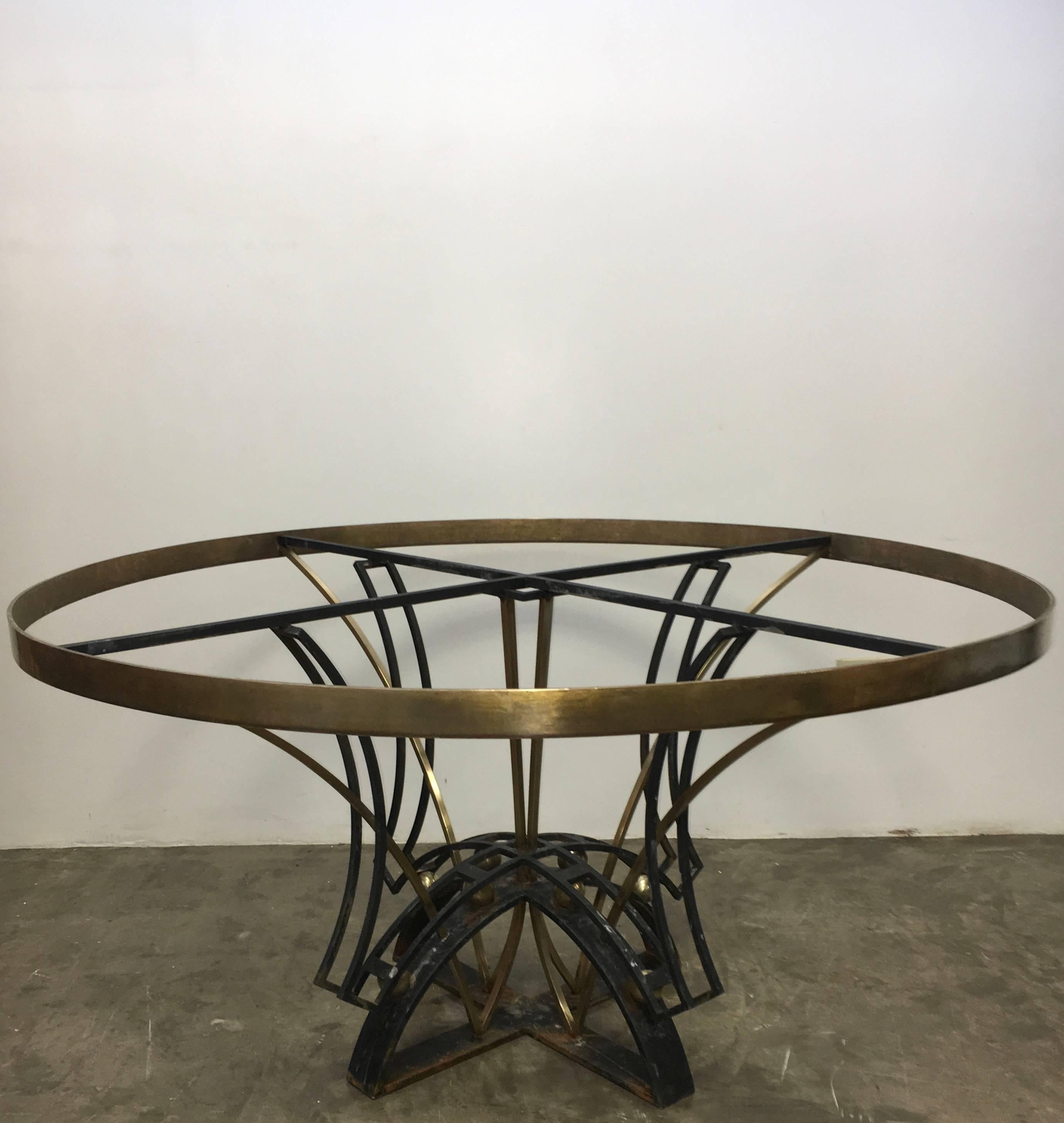 Superb Iron and Brass Round Dining Table by Arturo Pani, Mexico City circa 1950s For Sale 3