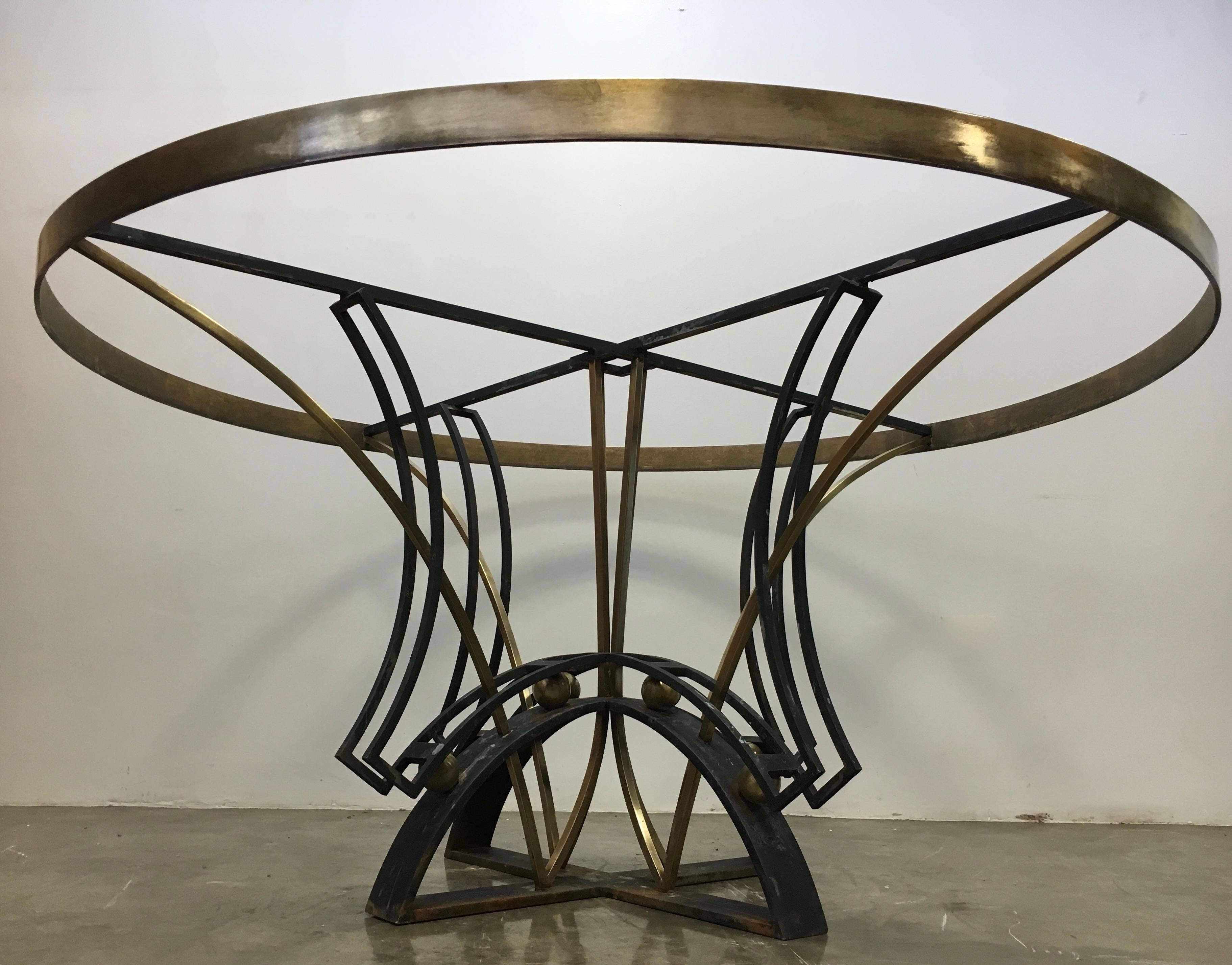 Superb Iron and Brass Round Dining Table by Arturo Pani, Mexico City circa 1950s For Sale 4