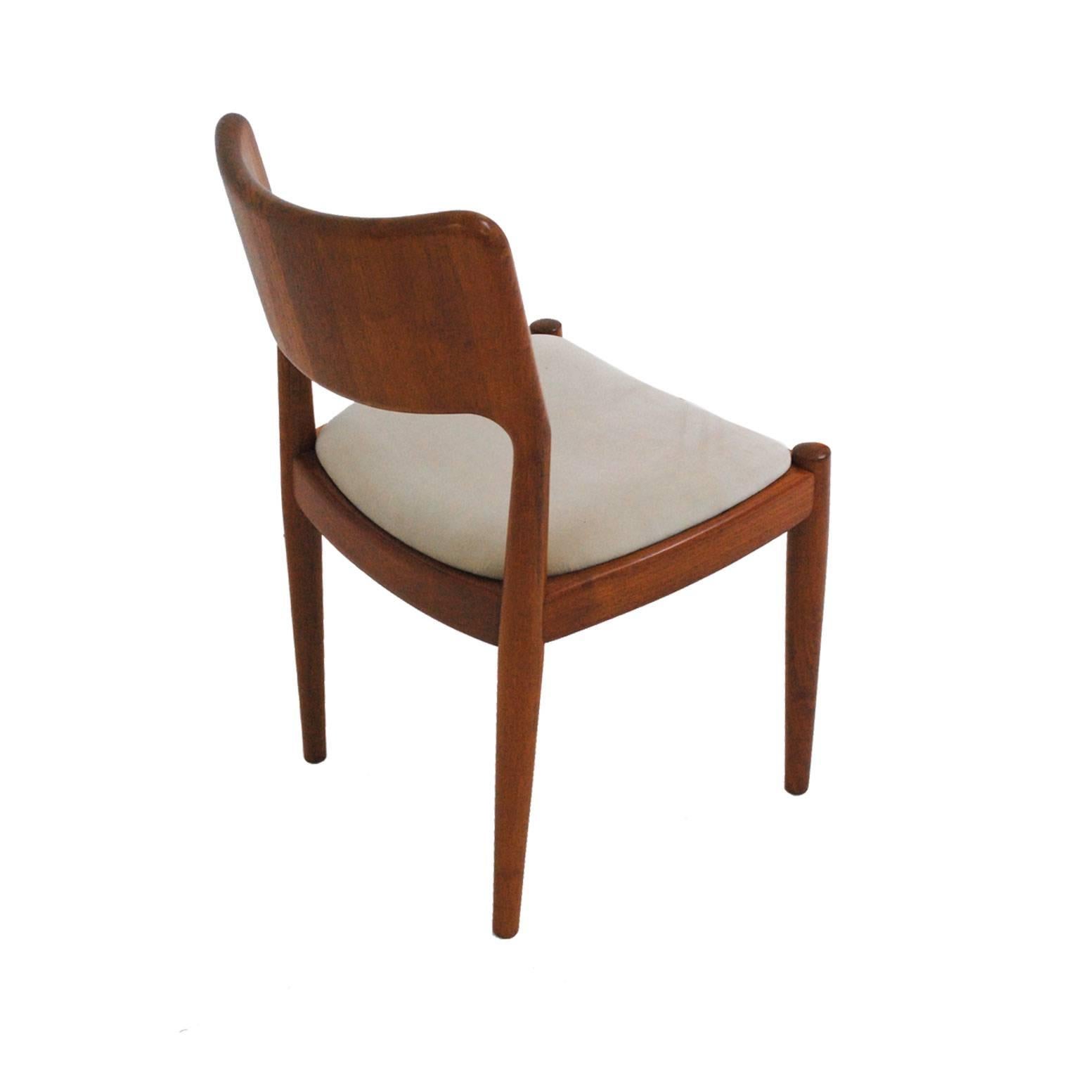 Mid-20th Century Set of Four Chairs Designed by Niels Møller for J.L. Moller