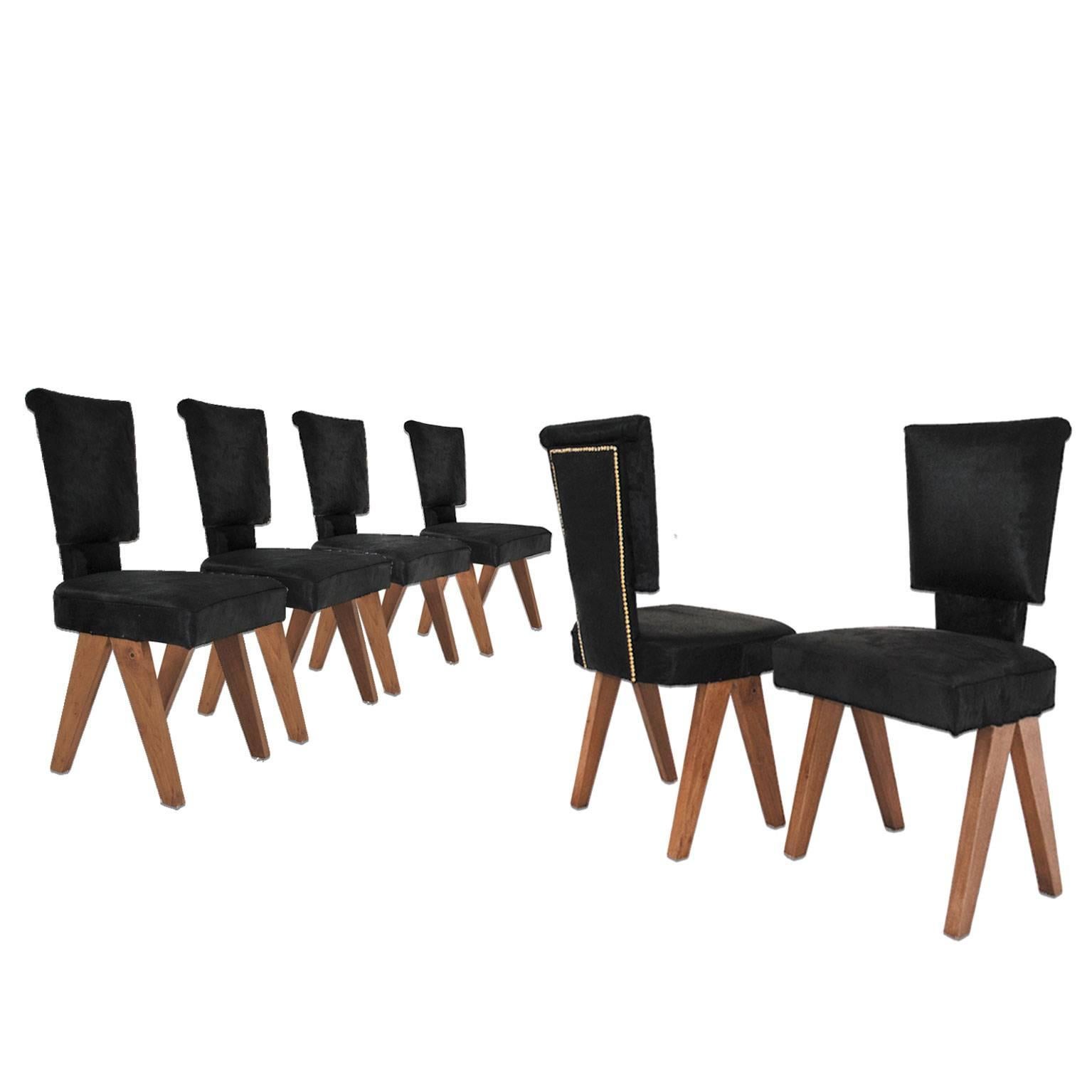 Set of chairs designed by Pierre Jeanneret