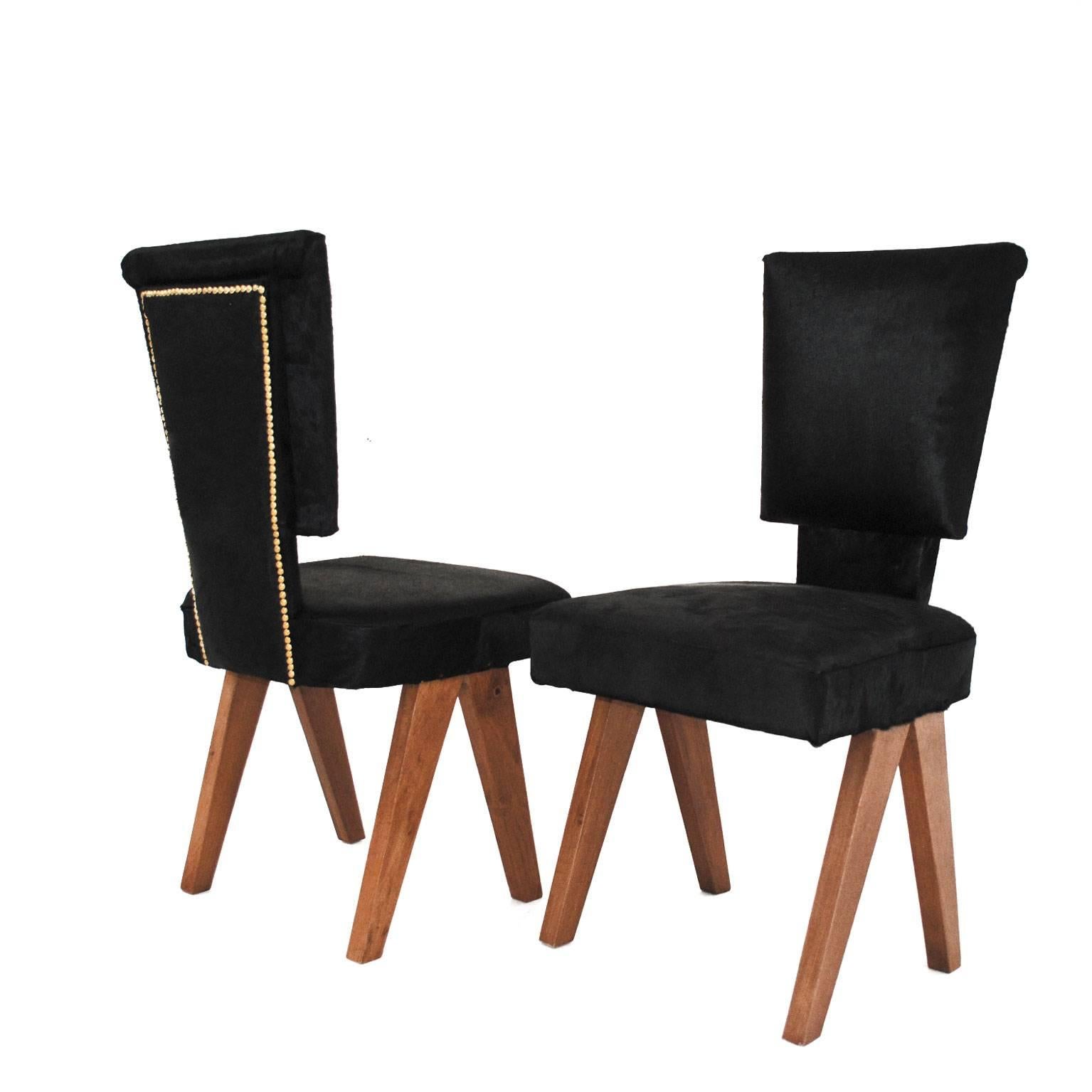 Set of chairs designed by Pierre Jeanneret 1