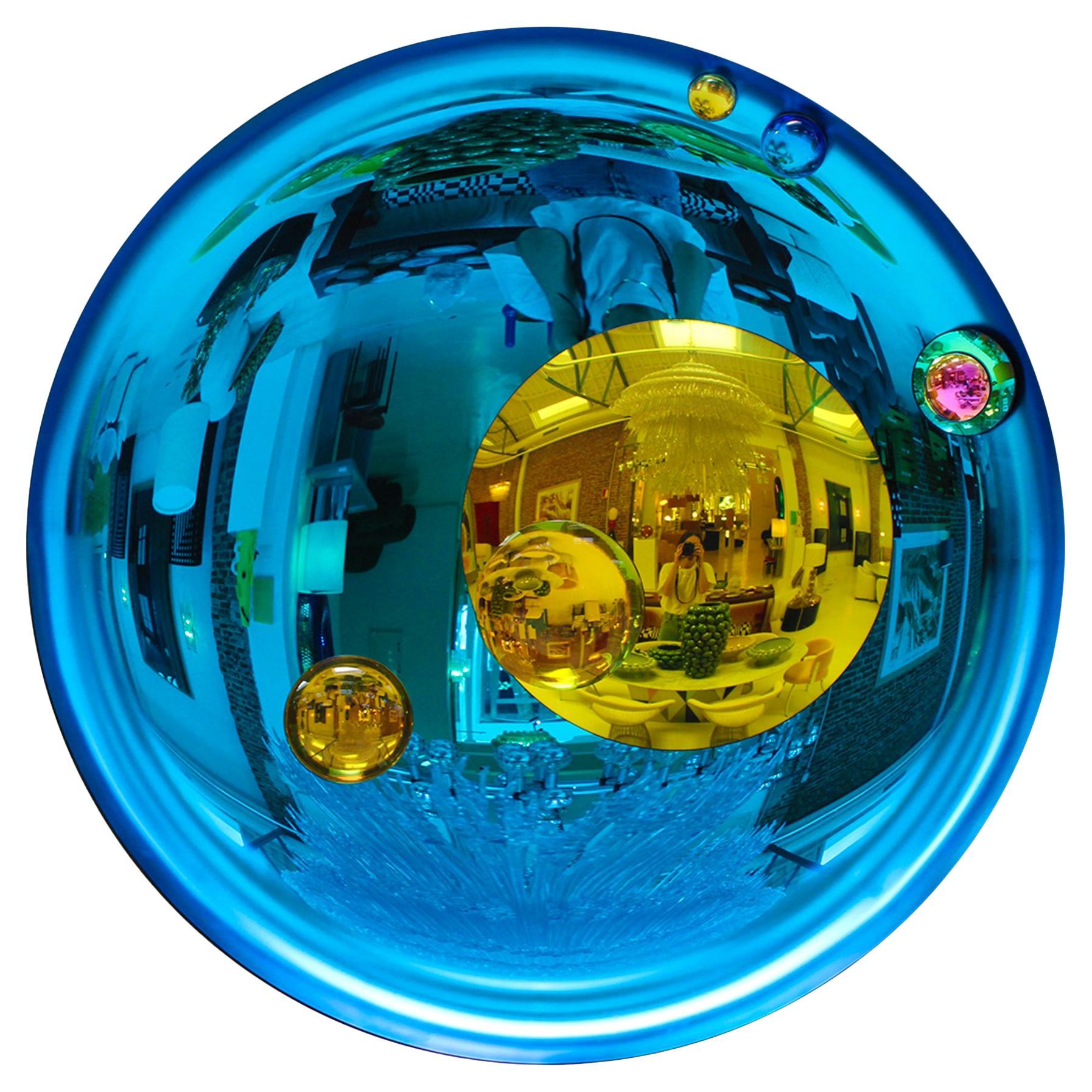 Miroir français concave moderne et sculptural fait à la main en verre bleu en vente