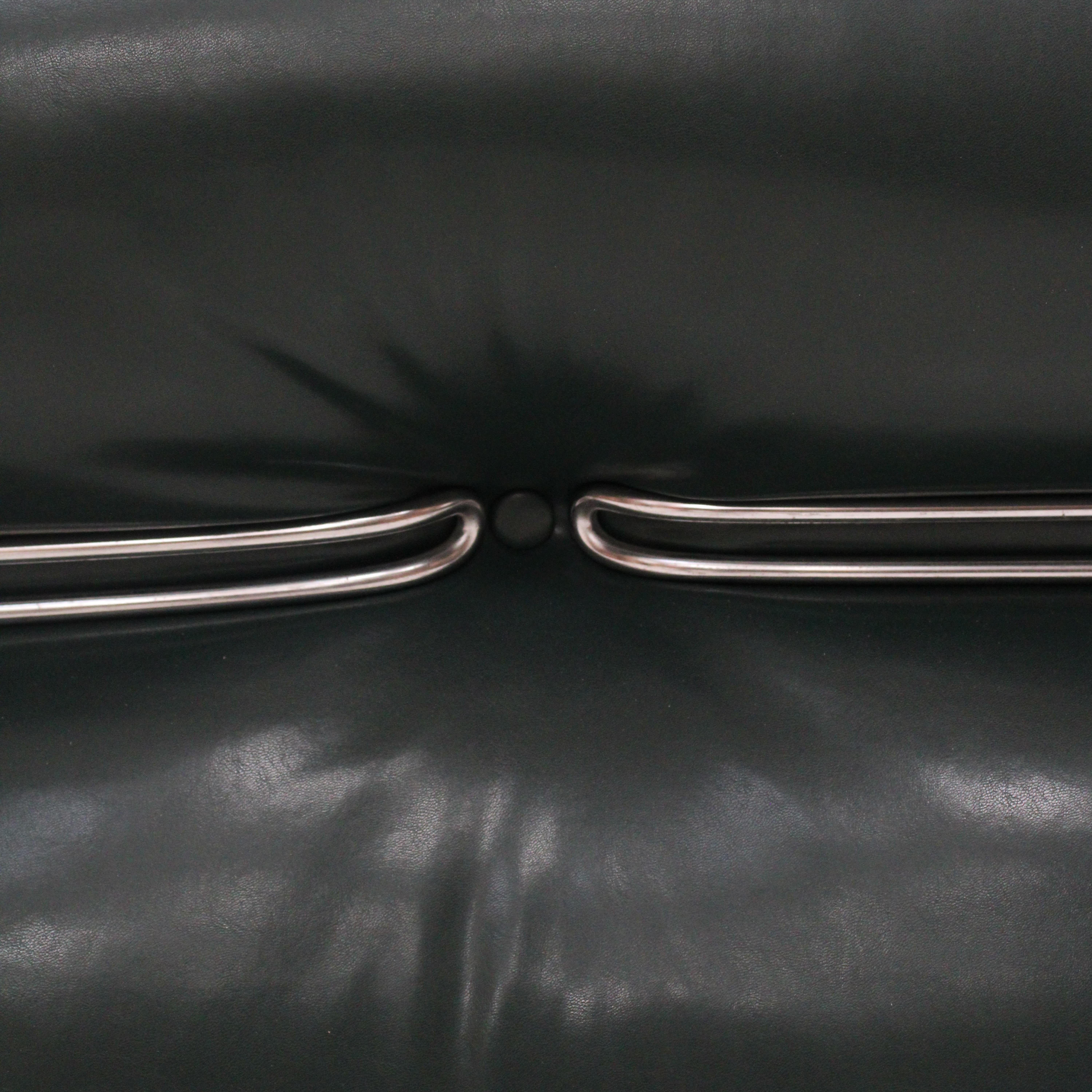 Acier Canapé Soriana de Tobia Scarpa pour Cassina, Italie, années 1960, cuir vert et acier en vente