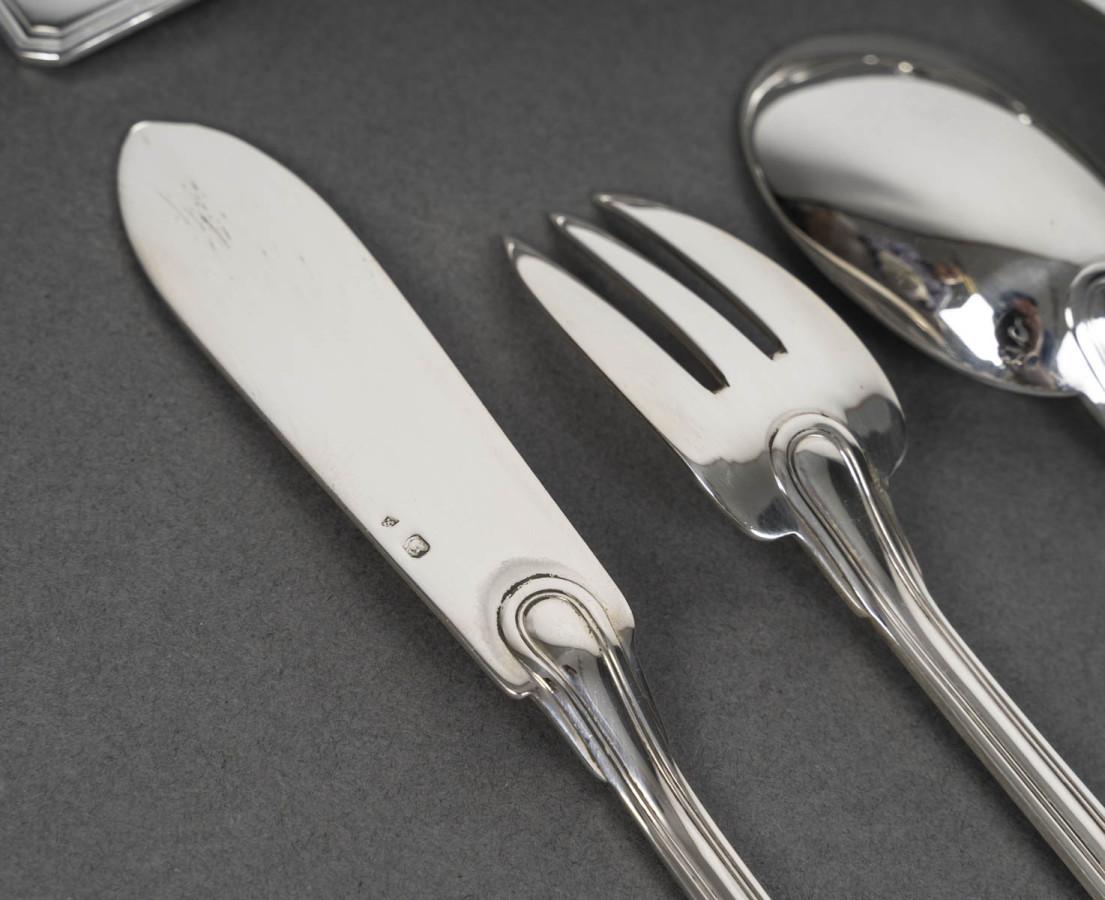 JEAN TETARD - Set de couverts en argent massif 199 pièces - années 1930 en vente 9