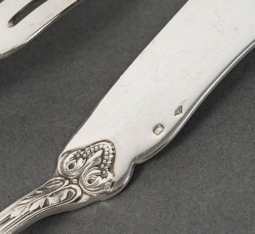 20ième siècle ODIOT - Service de couverts en argent massif 99 pièces, modèle 