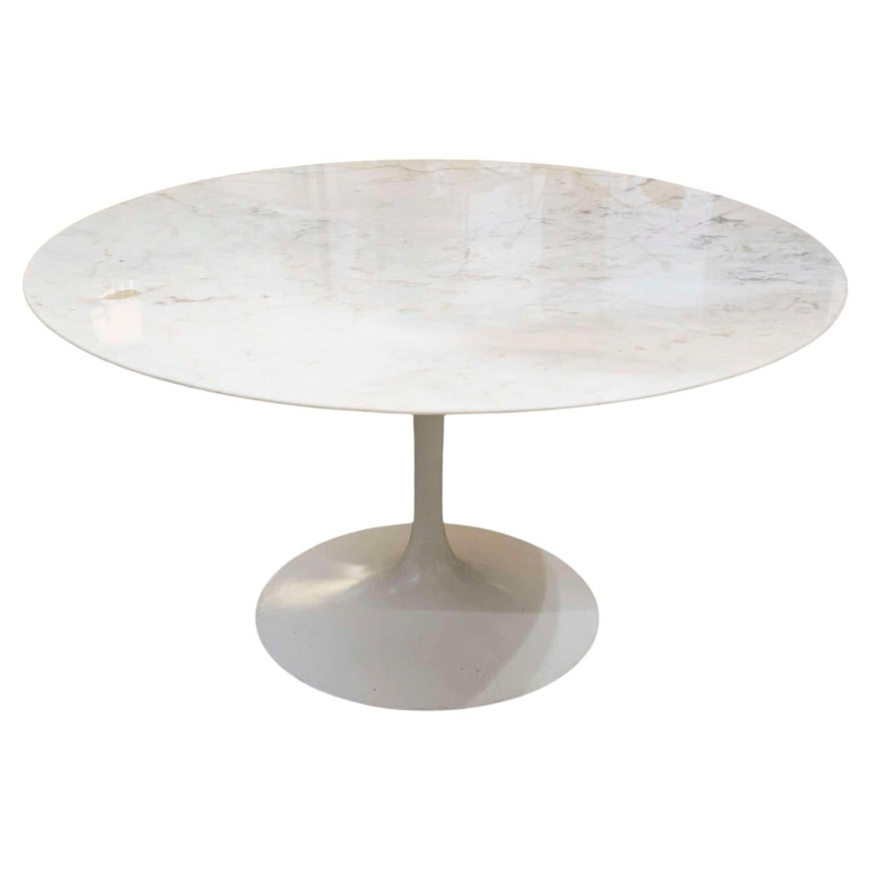 Eero Saarinen & Knoll International, Tulip Table 137 Cm Arabescato For Sale