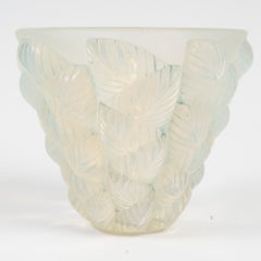 1927 – René Lalique, “Moissac” Vase