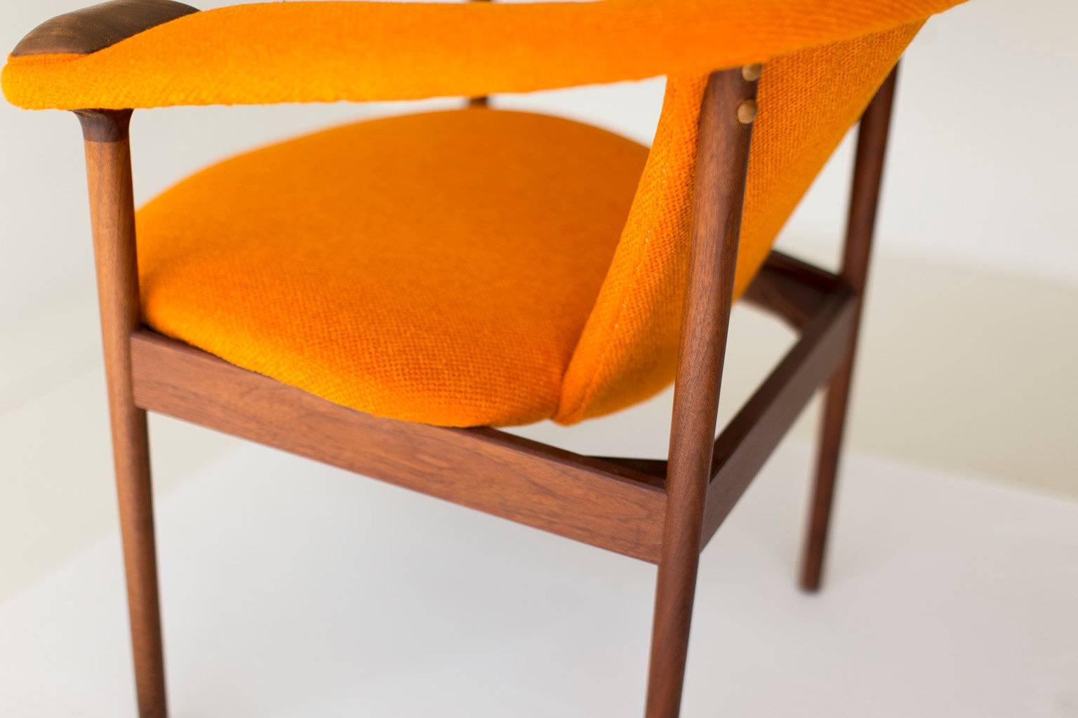 Mid-20th Century Adrian Pearsall Chair for Craft Associates Inc