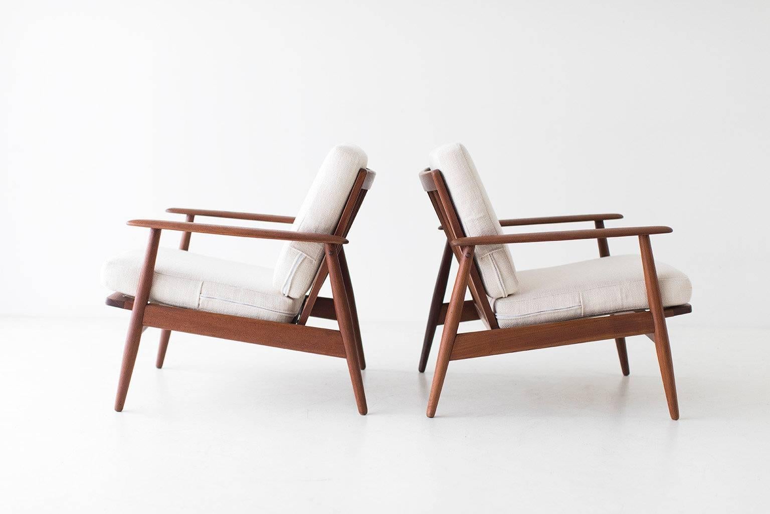 Fabric Danish Teak Lounge Chairs for Moreddi