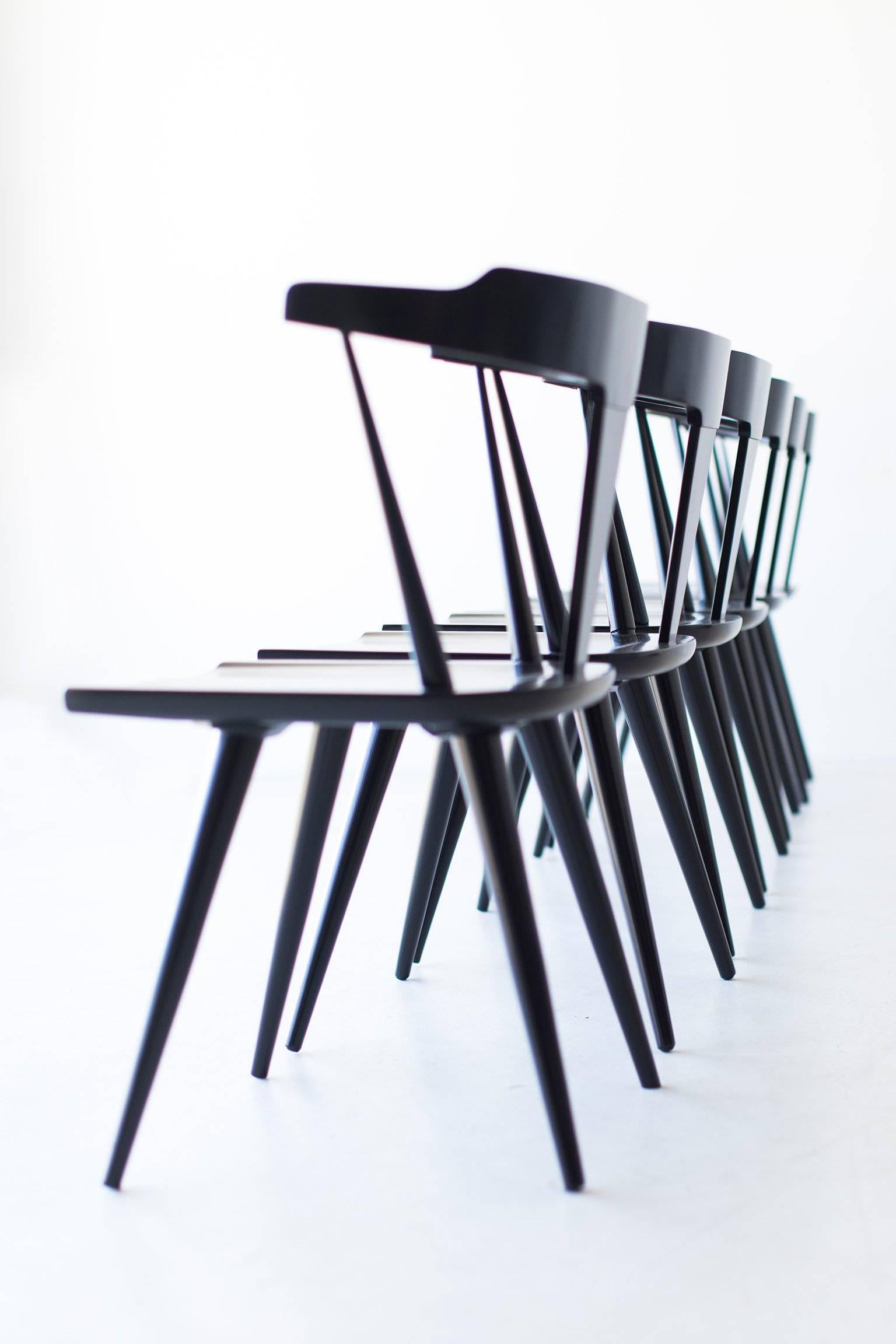 Designer: Paul McCobb. 

Manufacturer: Winchendon, Planner Group. 
Period or model: Mid-Century Modern. 
Specs: Maple, black lacquer. 

Condition: 

These Paul McCobb dining chairs for Winchendon, Planner Group are in excellent restored
