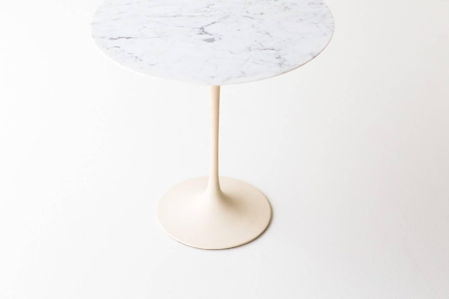 Eero Saarinen Marble Side Table for Knoll 2