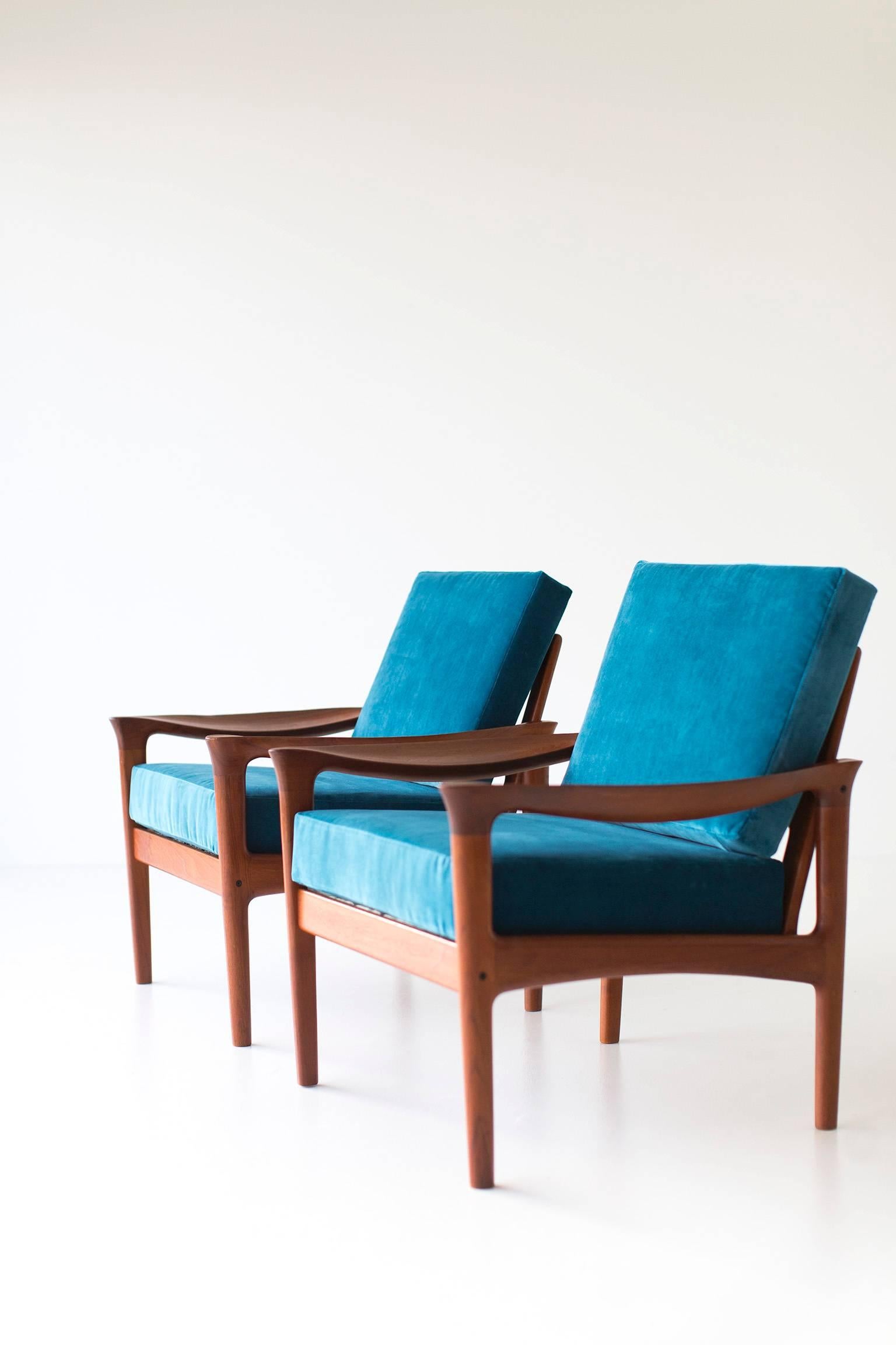Mid-Century Modern Danish Teak Lounge Chairs by Glostrup Mobelfabrik