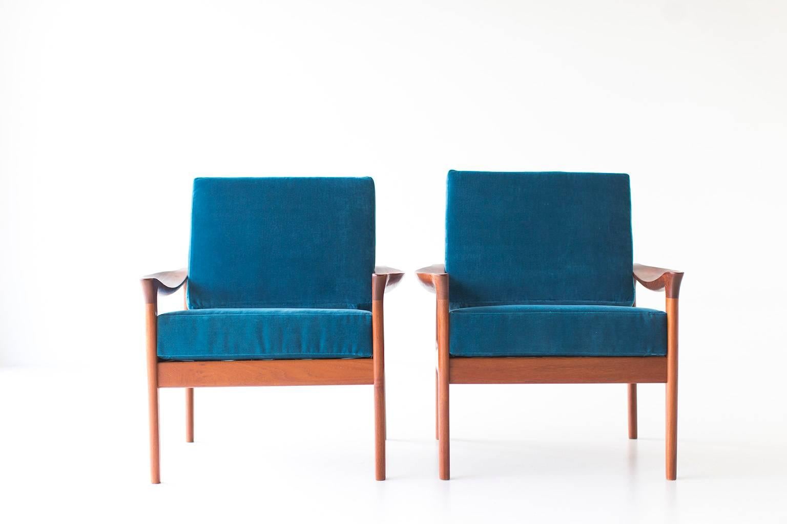 Danish Teak Lounge Chairs by Glostrup Mobelfabrik 1