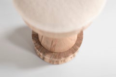 Bertu-Hocker, moderner Barhocker von Boca mit Bouclé-Sitzfläche, naturbelassenes Ahornholz