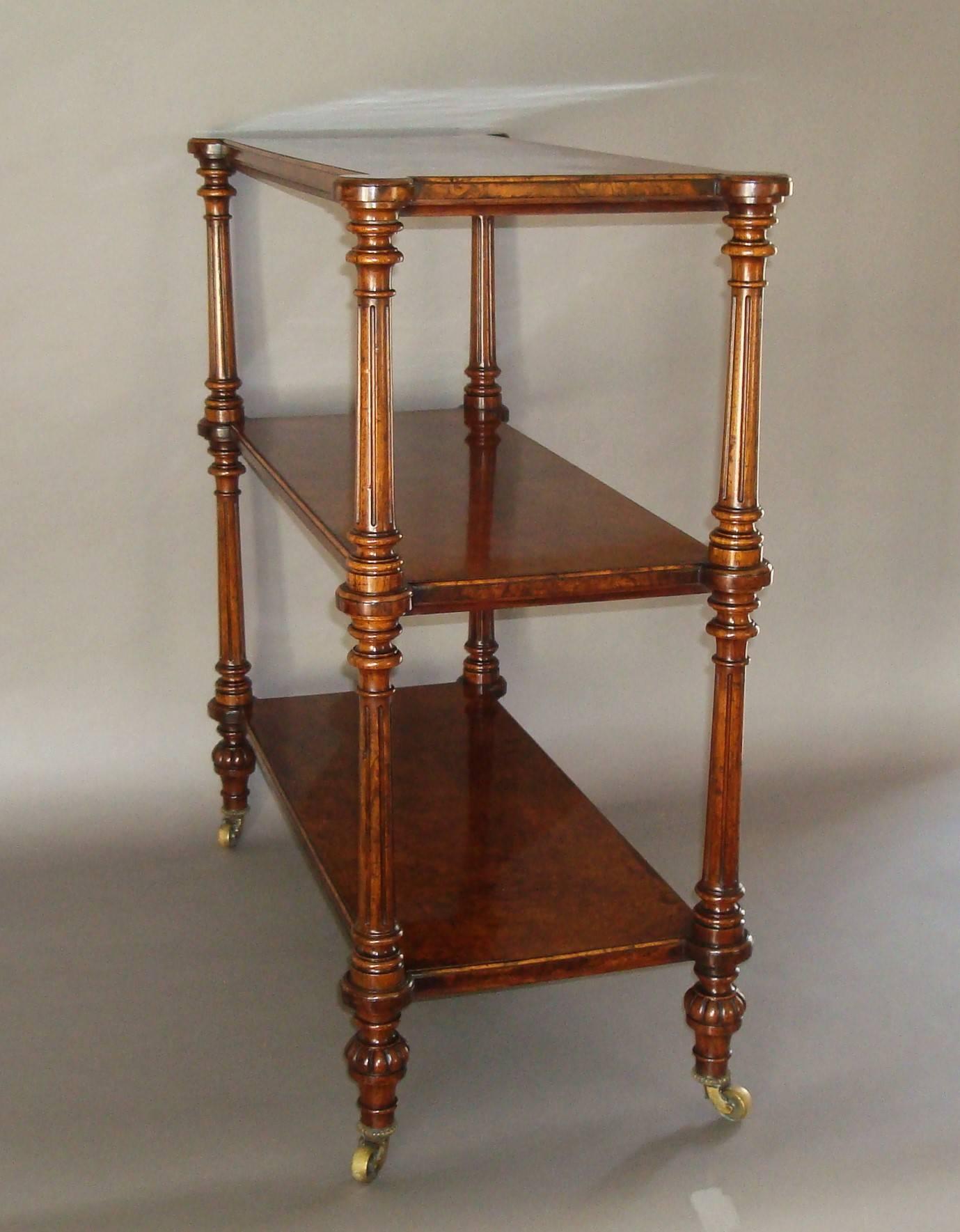 English 19th Century Burl Walnut Three-Tier Étagère For Sale