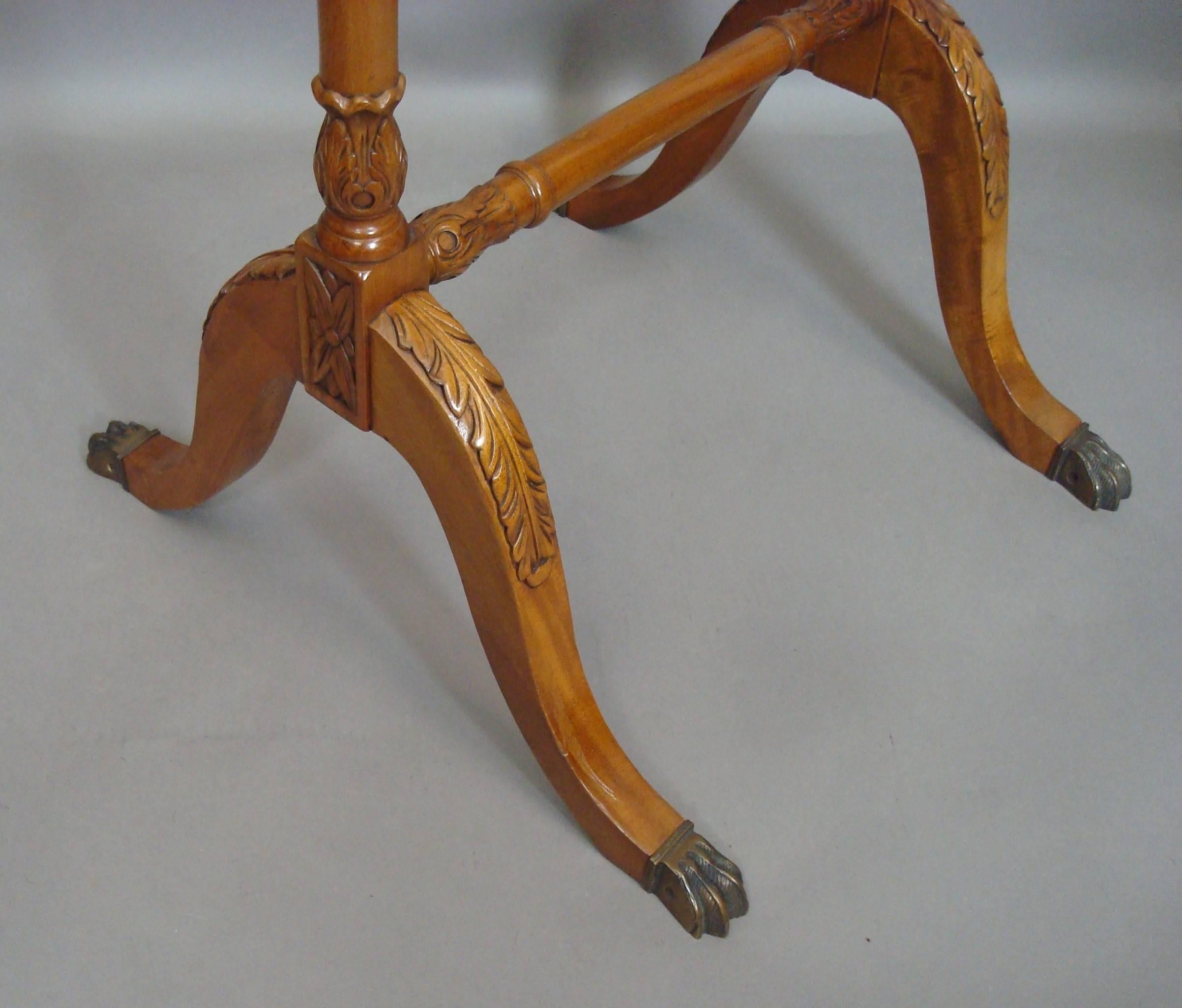 Polished 20th Century Figured Mahogany Gentleman's Valet Stand