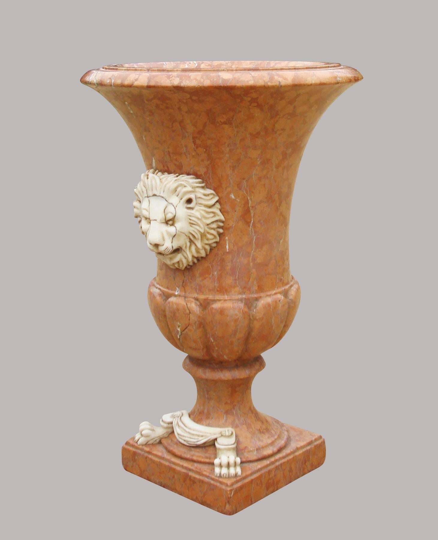 19th Century Italian Large Marble Urn For Sale 2