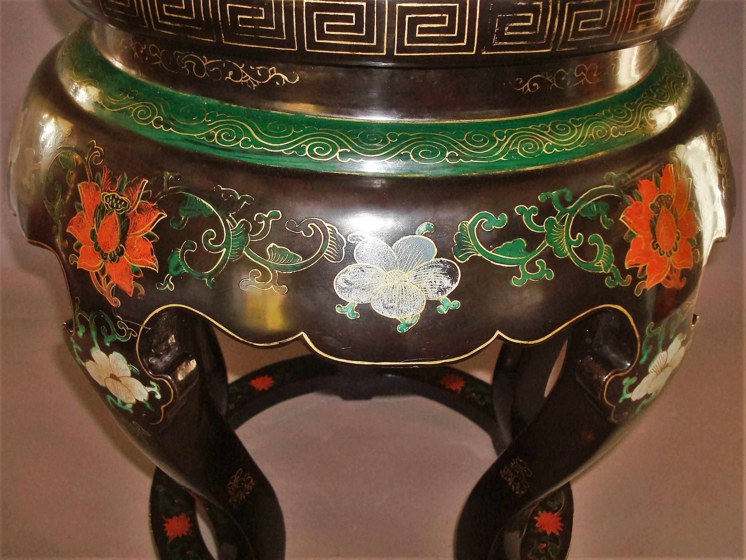 Pair of Chinese Lacquered and Cloisonné Low Tables For Sale 1