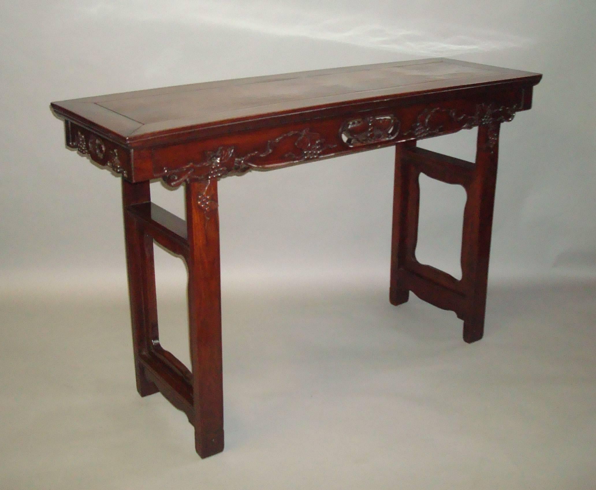 Late 19th Century Good 19th Century Pair of Chinese Hongmu Alter Tables For Sale