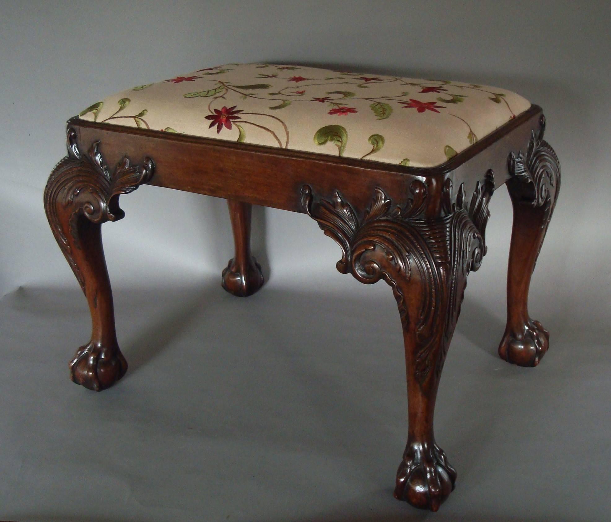 19th Century Carved Mahogany Stool in George II Manner In Excellent Condition In Moreton-in-Marsh, Gloucestershire