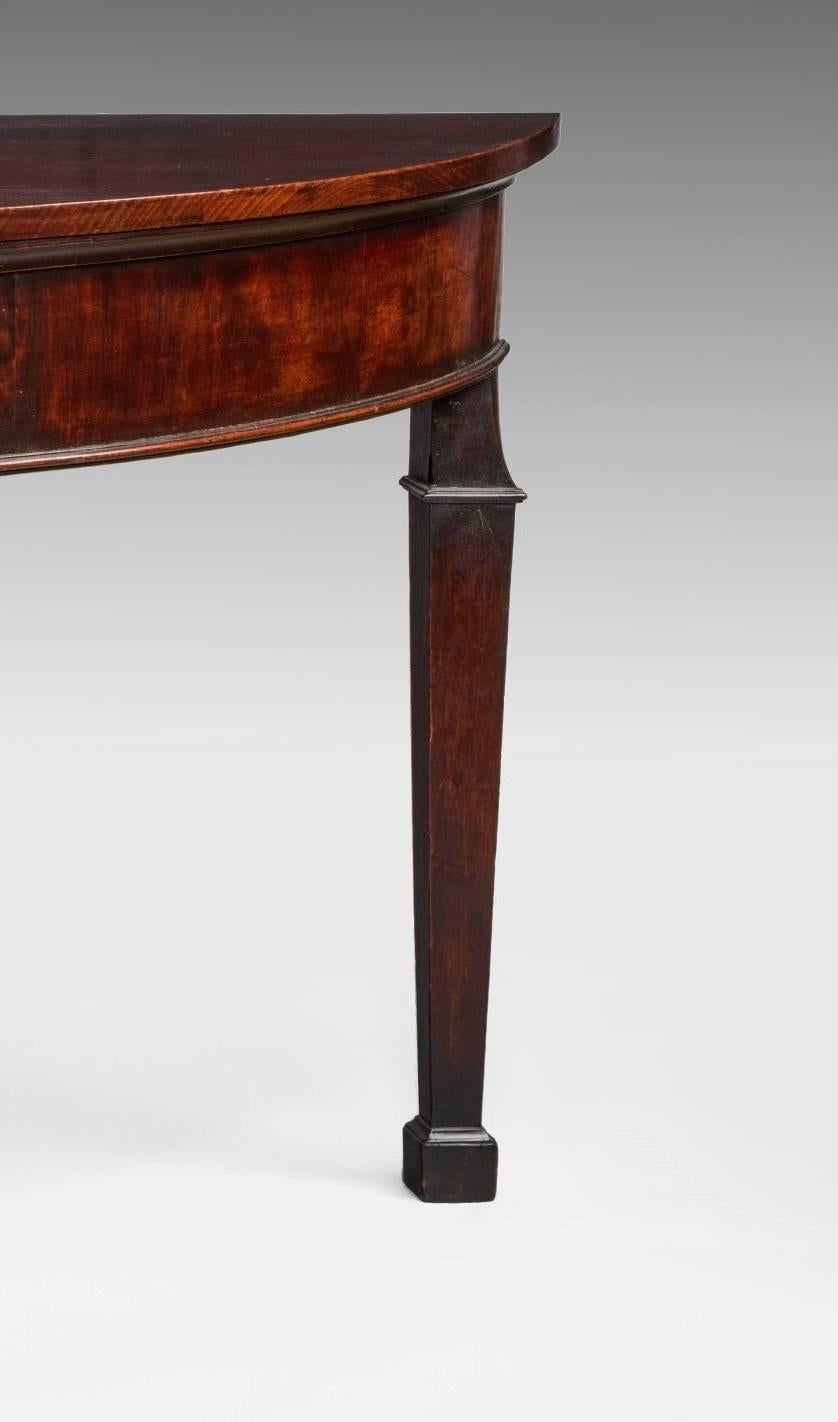 Georgian Mahogany Irish Demilune Side Table of Large Proportions For Sale 1