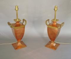 Early 20th Century Pair of Copper and Brass Lamps