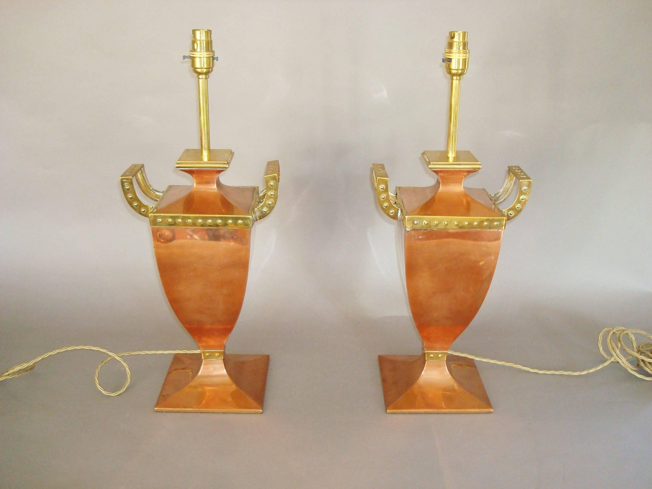 Art Deco Early 20th Century Pair of Copper and Brass Lamps For Sale