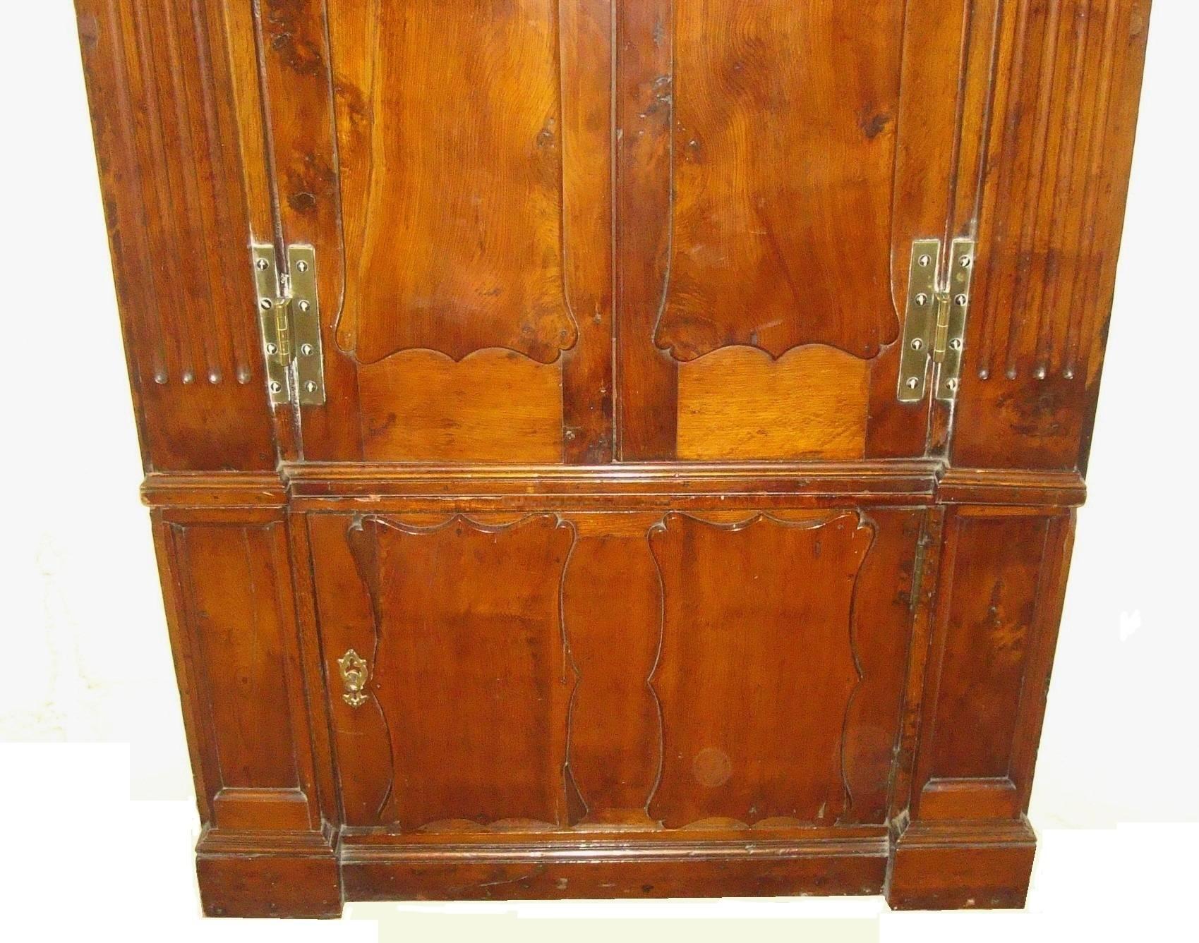 Georgian Irish Yewwood Standing Corner Cupboard For Sale 2