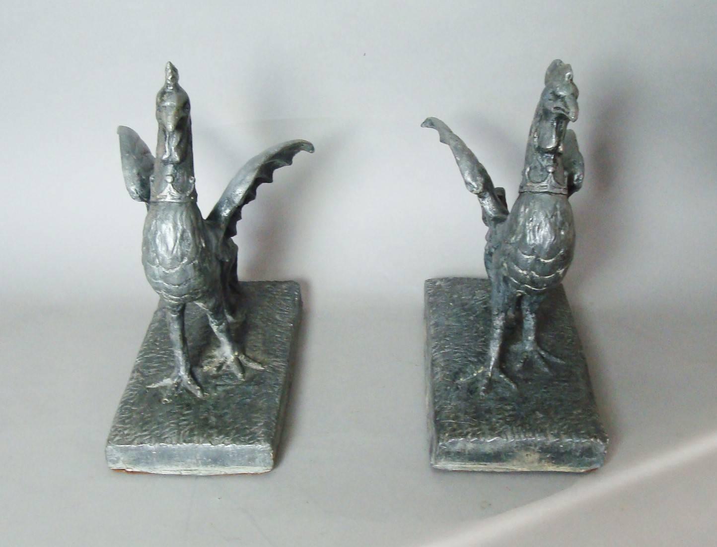 18th Century Pair of Lead Cockertrice, Heraldic Cockerels In Excellent Condition In Moreton-in-Marsh, Gloucestershire