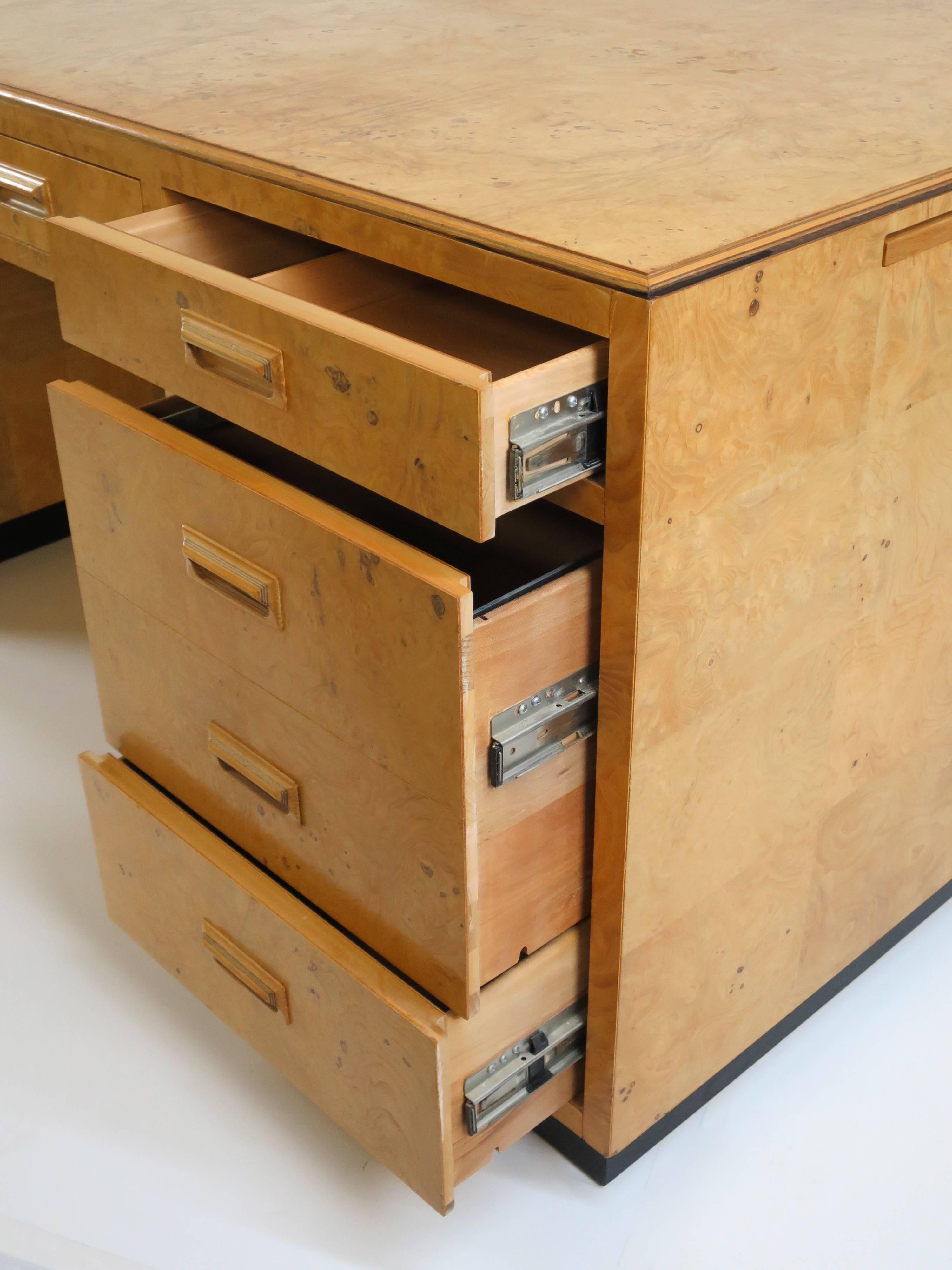 Mid-Century Modern Henredon Scene Two Executive Desk in Burl Wood For Sale