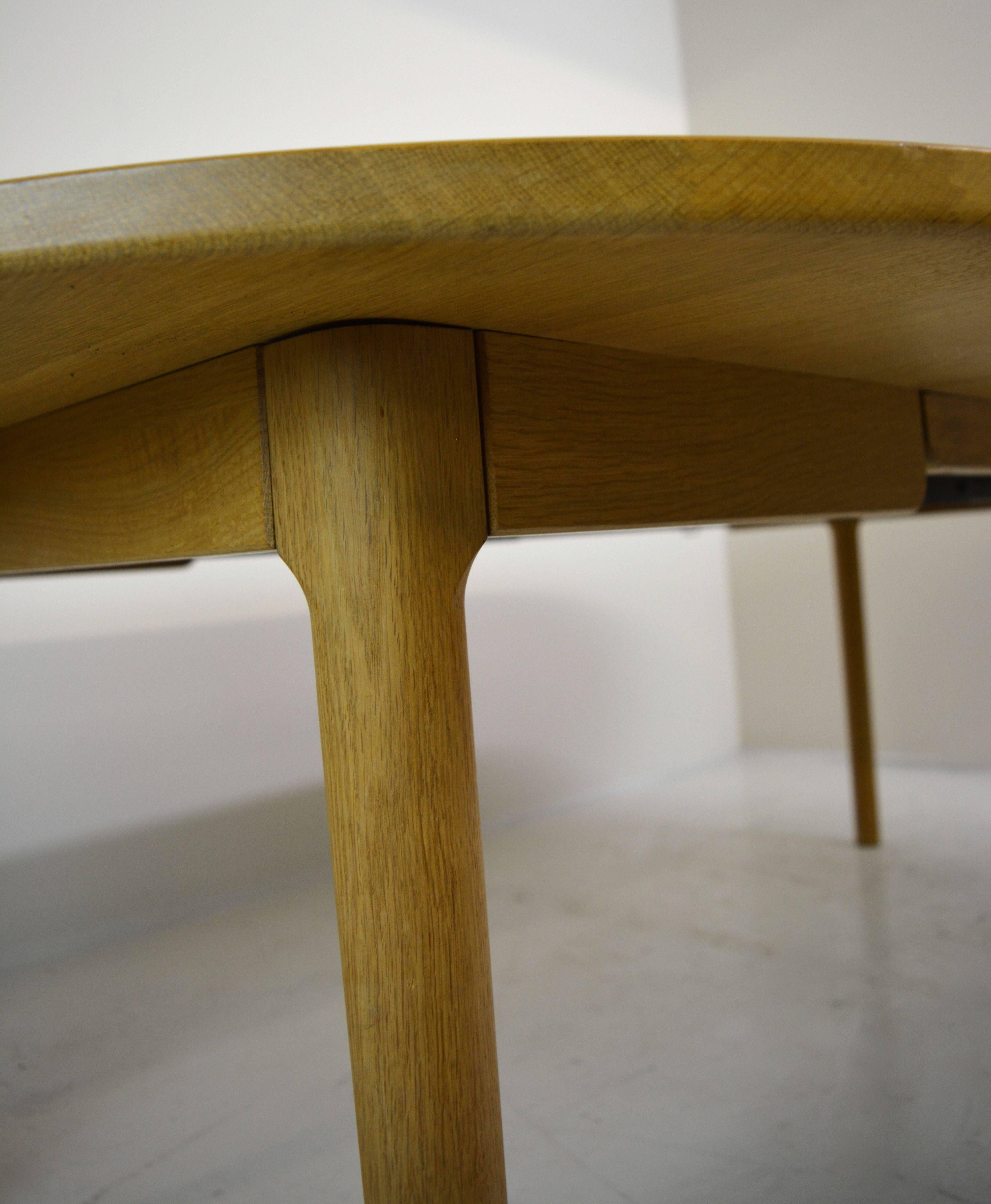 Hans Wegner for Ry Mobler Dining Table For Sale 1