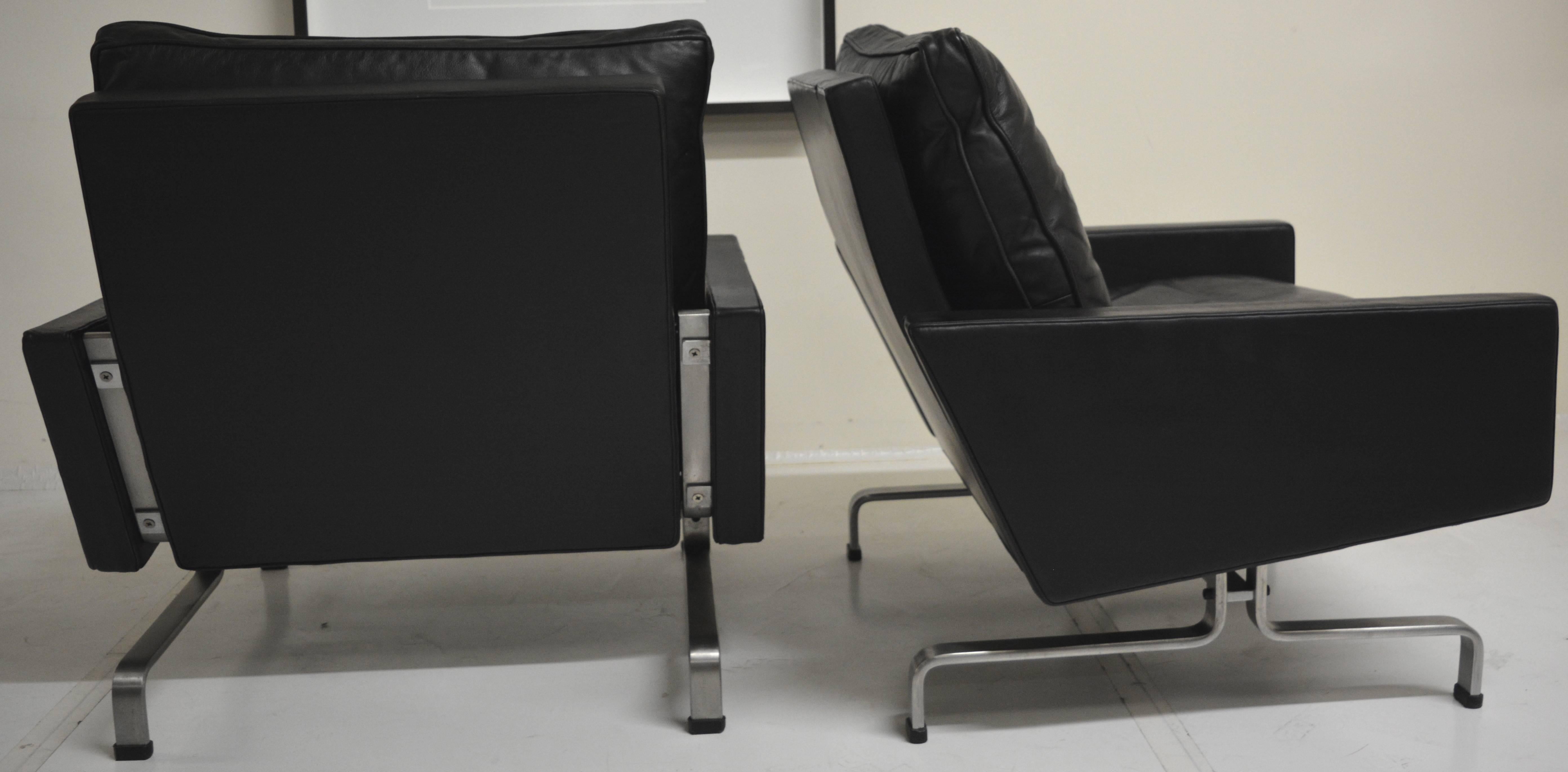Pair of PK31 Lounge Chairs by Poul Kjaerholm 3