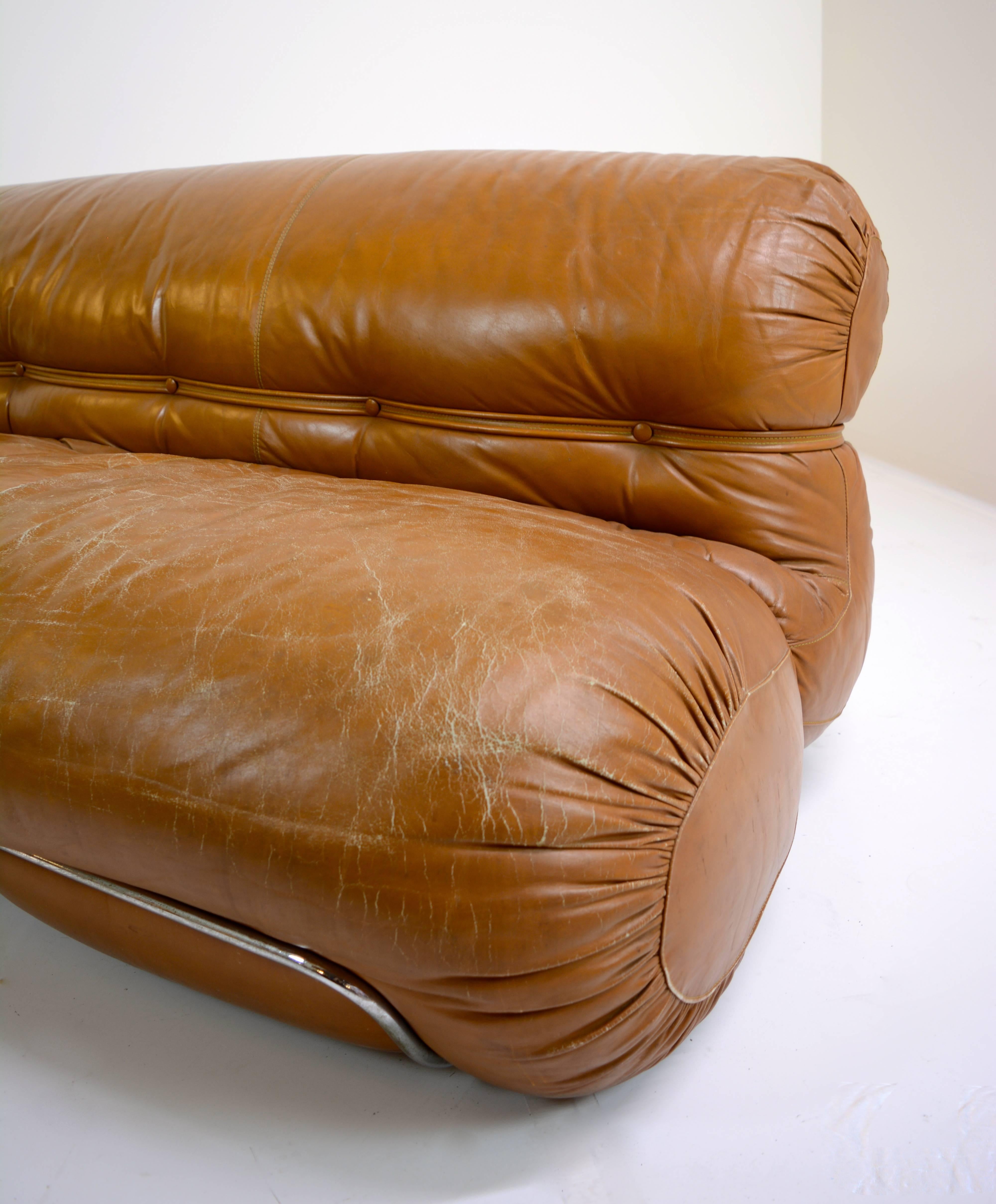 Mid-Century Modern Sculptural Italian Leather Sofa