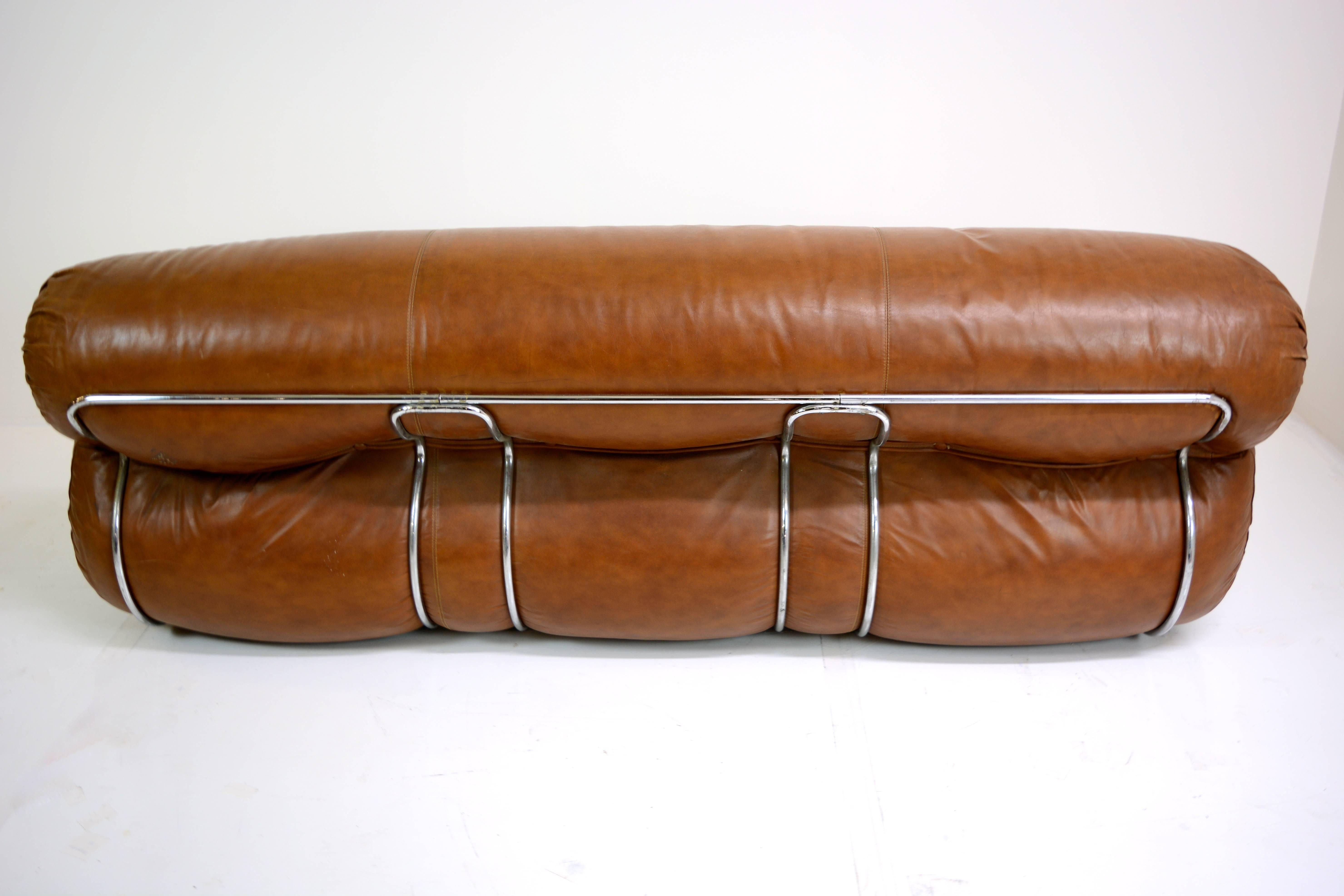 Sculptural Italian Leather Sofa 2